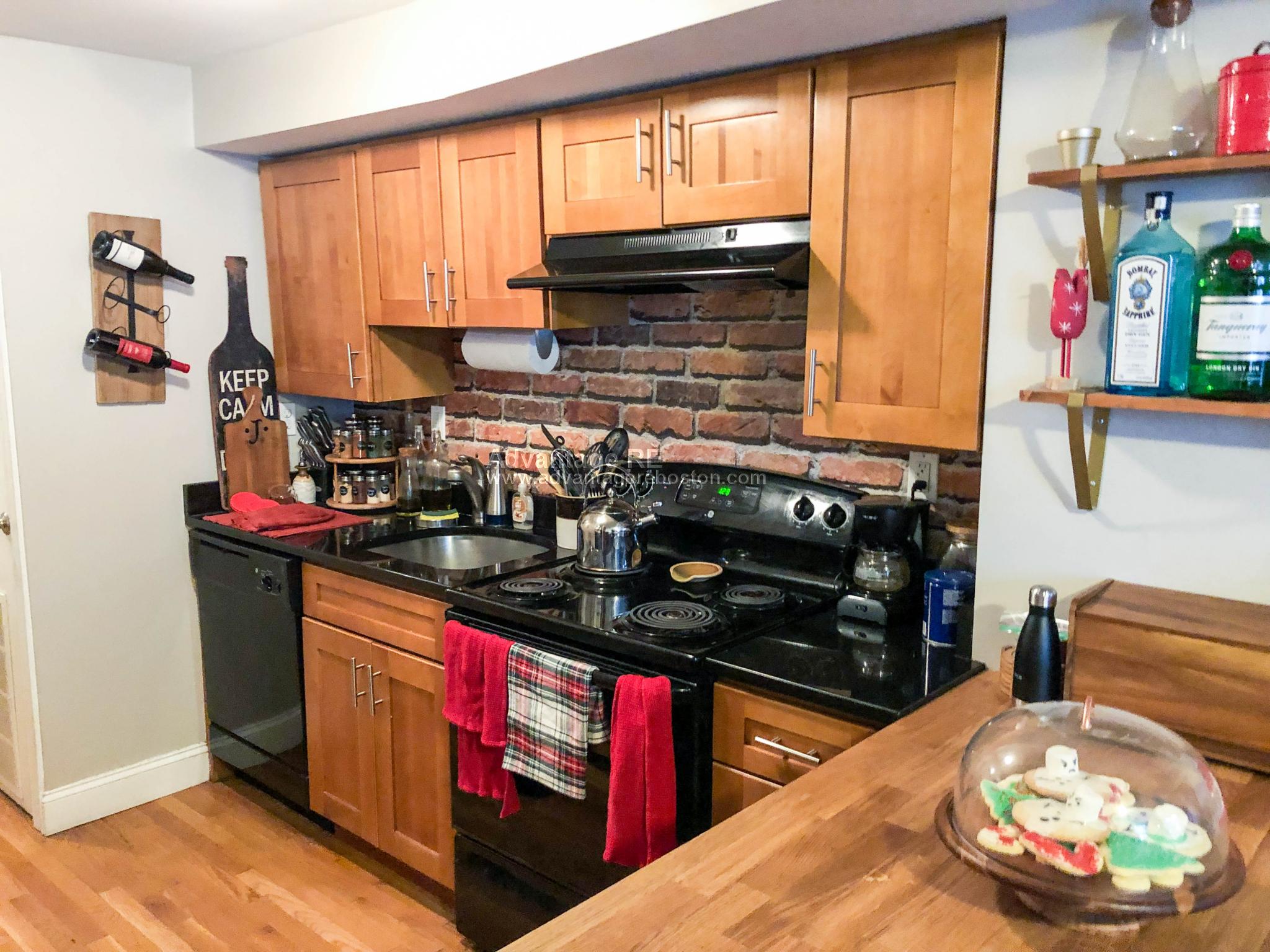 23 Saint Lukes Rd, Allston