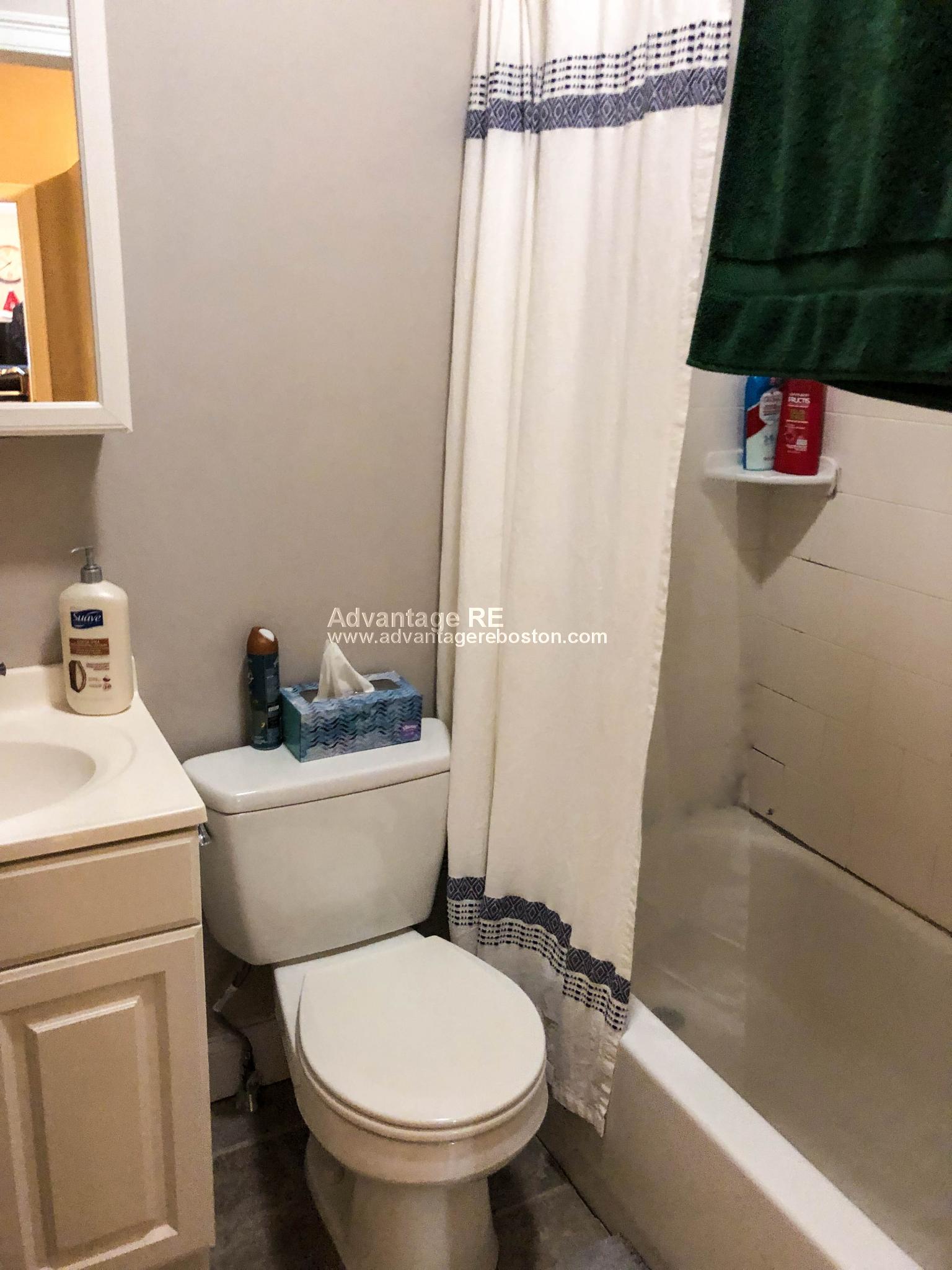 23 Saint Lukes Rd, Allston