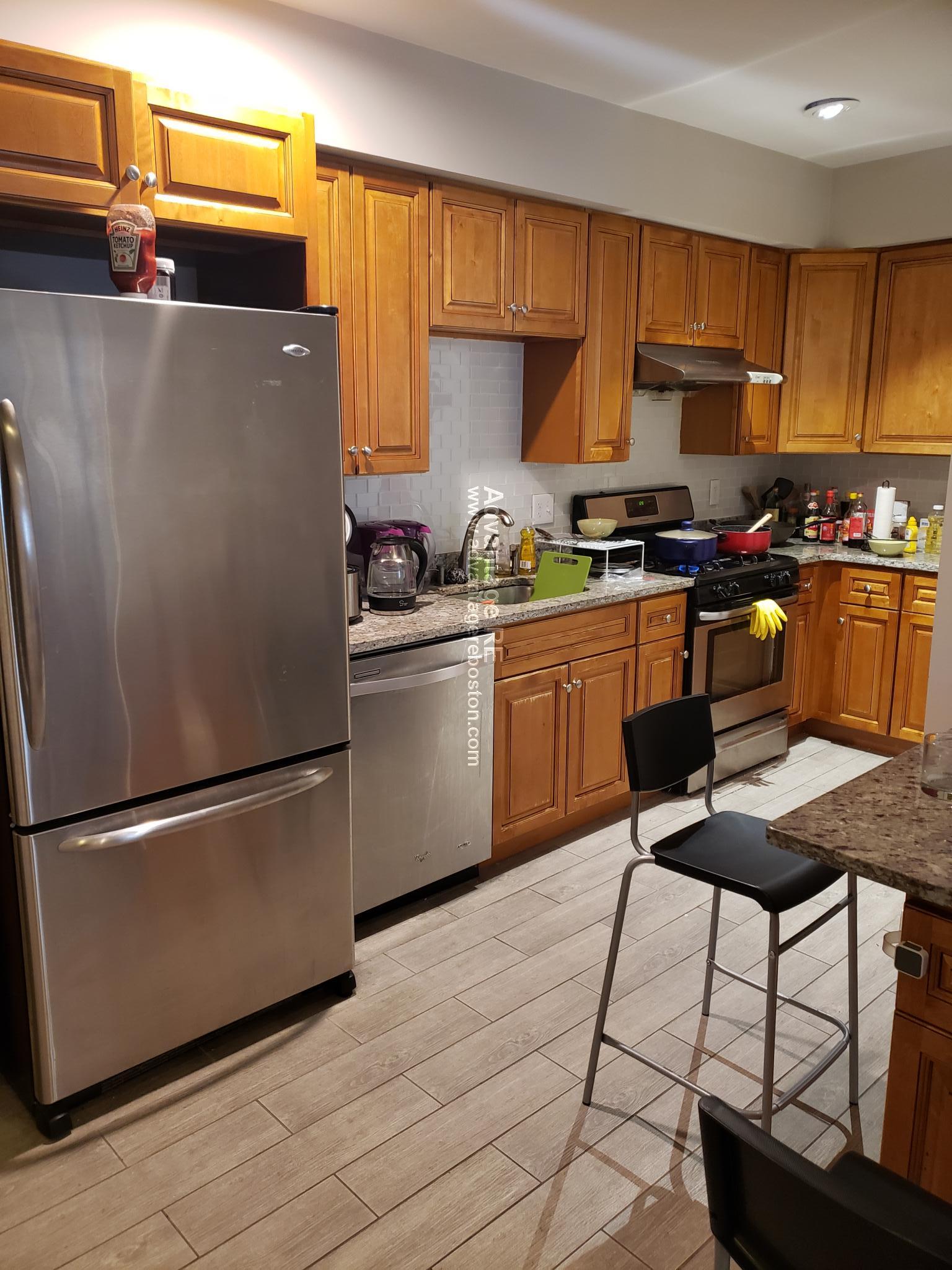 4 bed, 2 bath apartment for rent at 115 Glenville Ave Unit HOUSE, Allston — photo 4 of 16