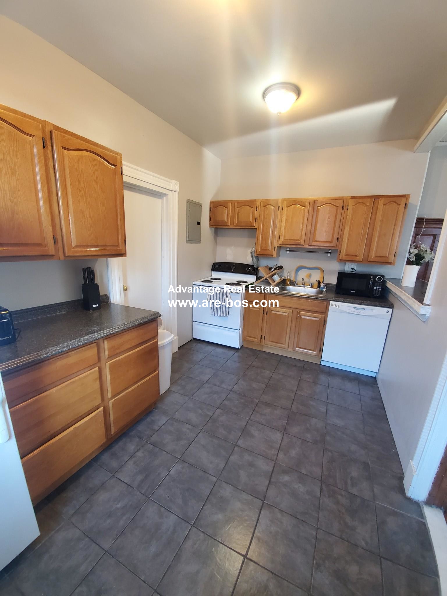 2 bed, 1 bath apartment for rent at 1066 Commonwealth Ave Unit 54, Allston — photo 22 of 40