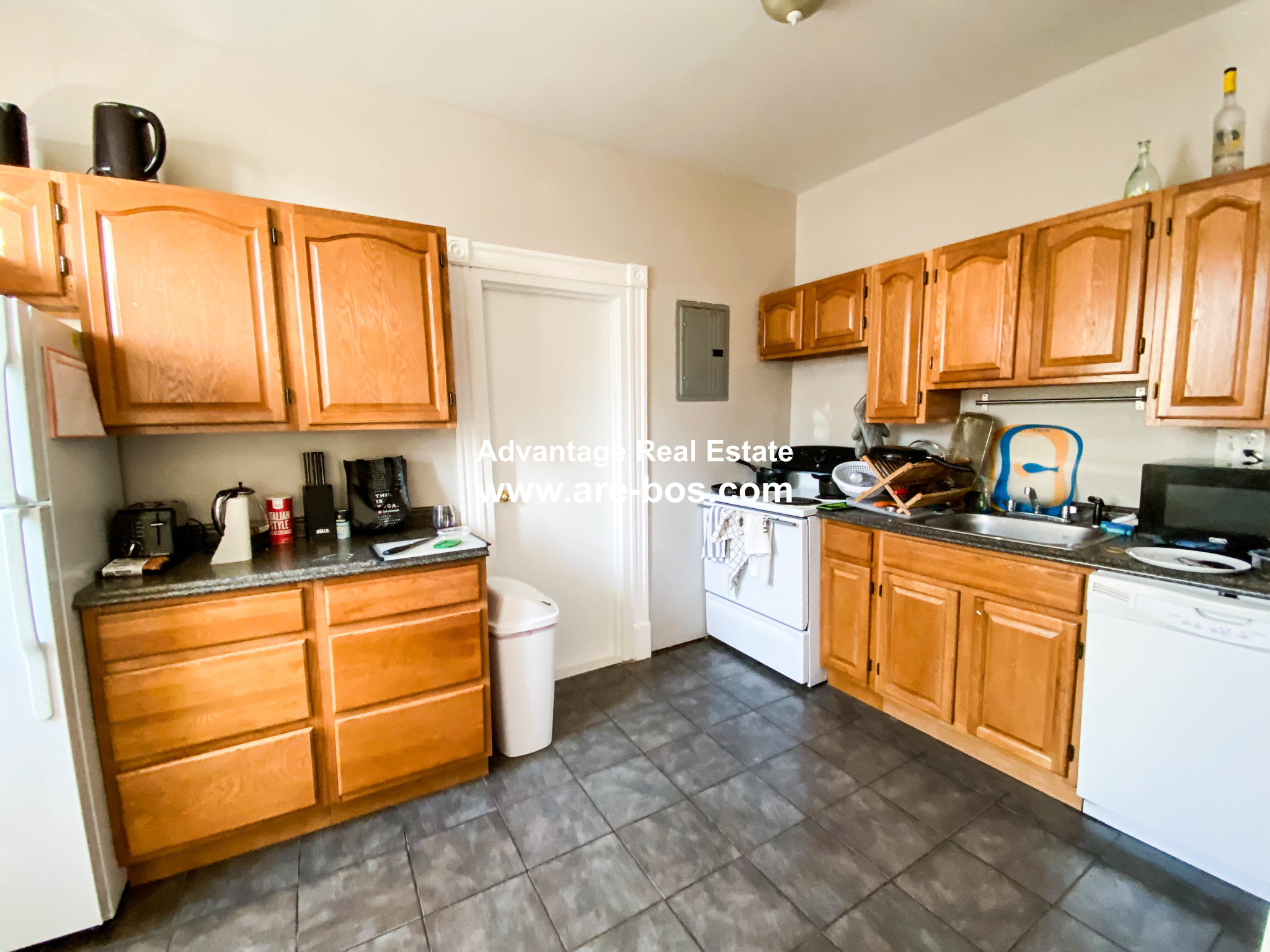 2 bed, 1 bath apartment for rent at 1066 Commonwealth Ave Unit 54, Allston — photo 13 of 40