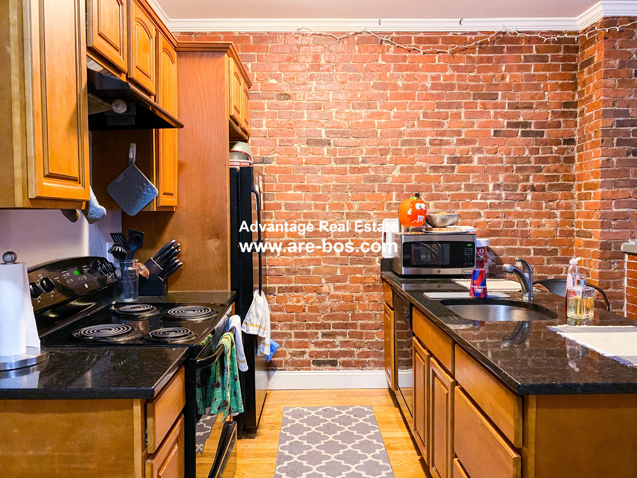 2 bed, 2 bath apartment for rent at 23 Saint Lukes Rd Unit 5, Allston — photo 17 of 38