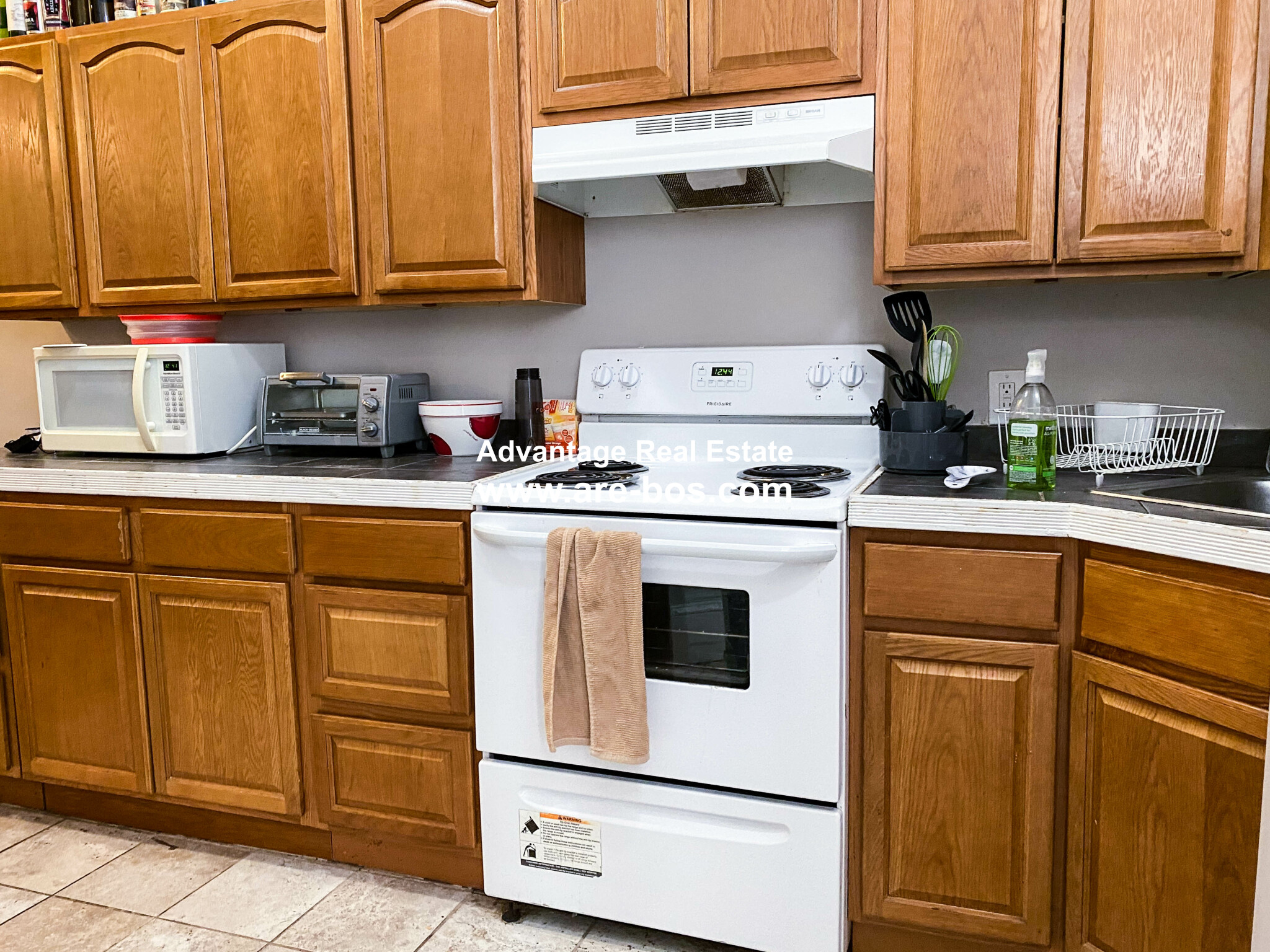 1056 Commonwealth Ave, Allston