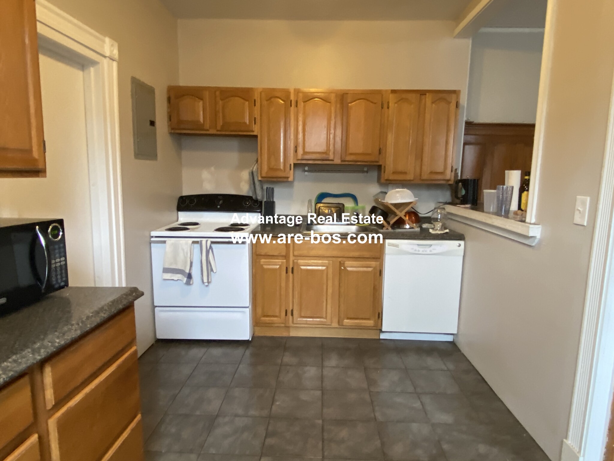 2 bed, 1 bath apartment for rent at 1066 Commonwealth Ave Unit 54, Allston — photo 34 of 40