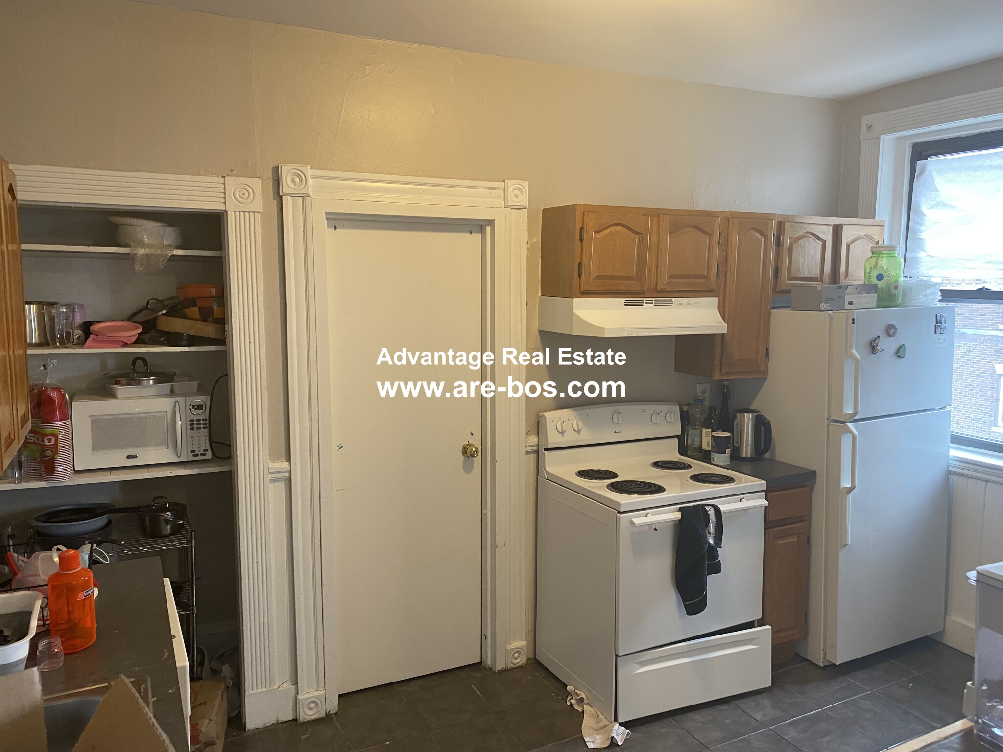 3 bed, 1 bath apartment for rent at 1066 Commonwealth Ave Unit 61, Allston — photo 16 of 27