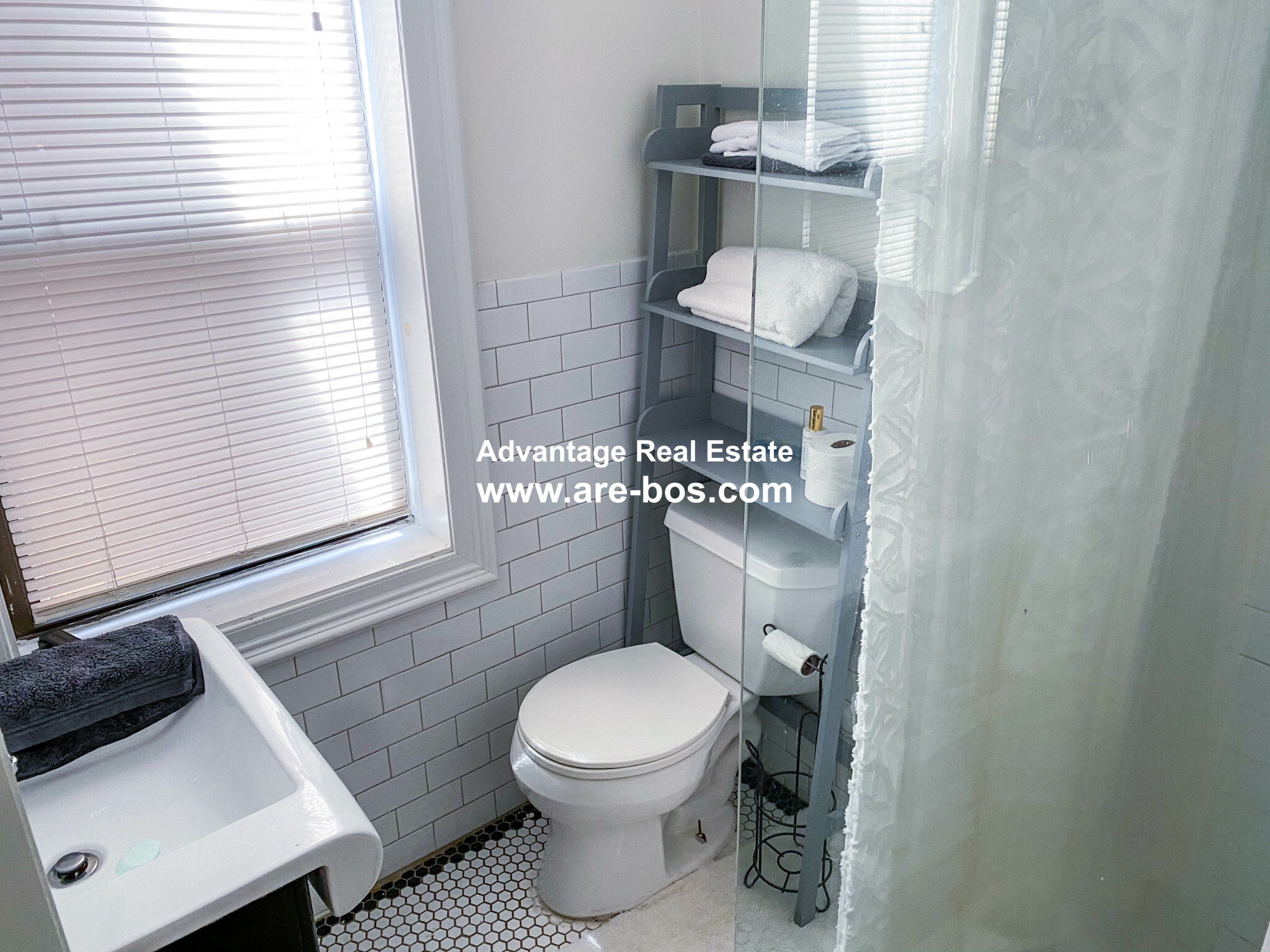 10 Wiget St, North End