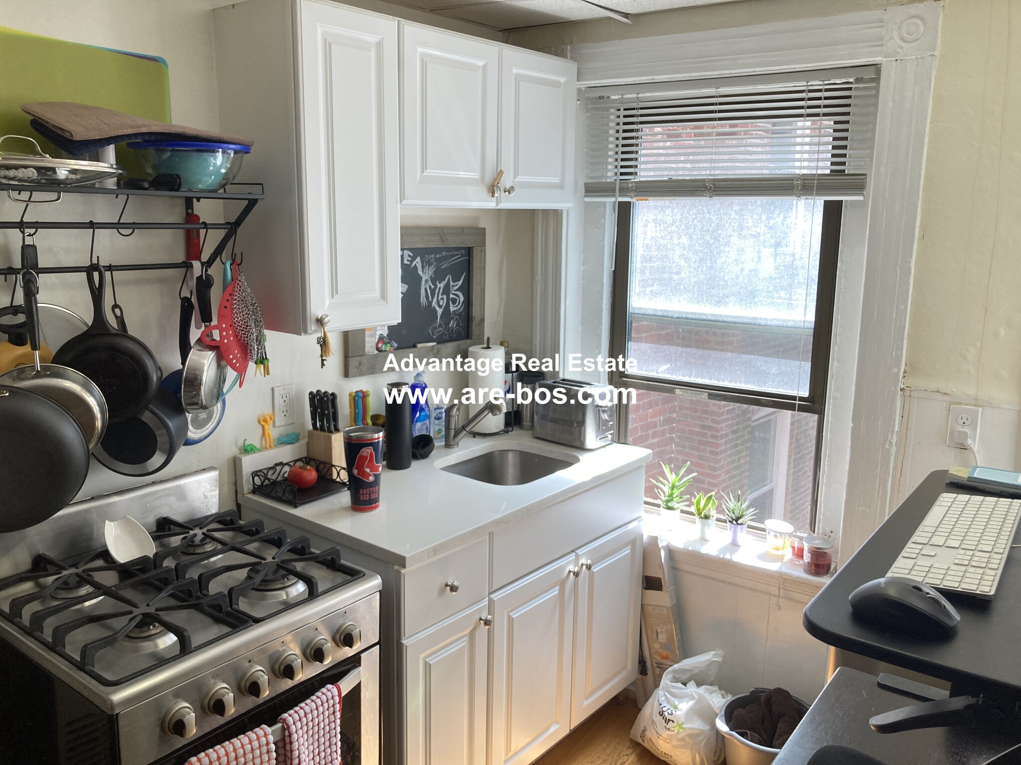 10 Wiget St, North End