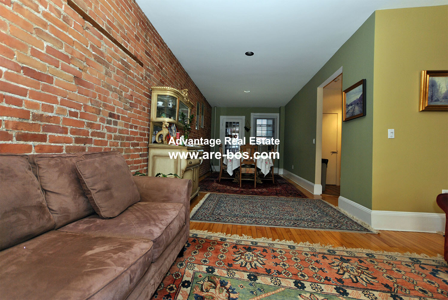 1165 Commonwealth, Brighton
