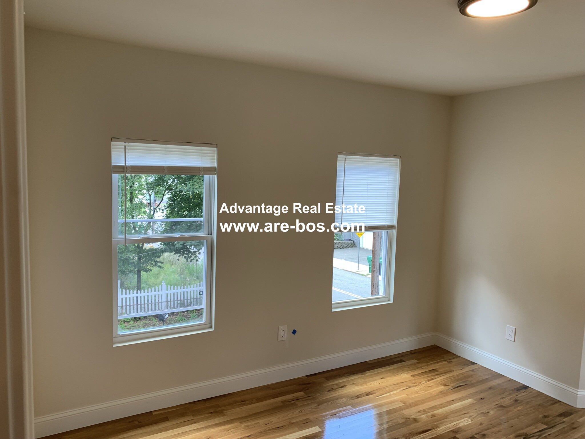 5 bed, 2.5 bath apartment for rent at 217 Fulton St Unit 2, Medford — photo 6 of 39