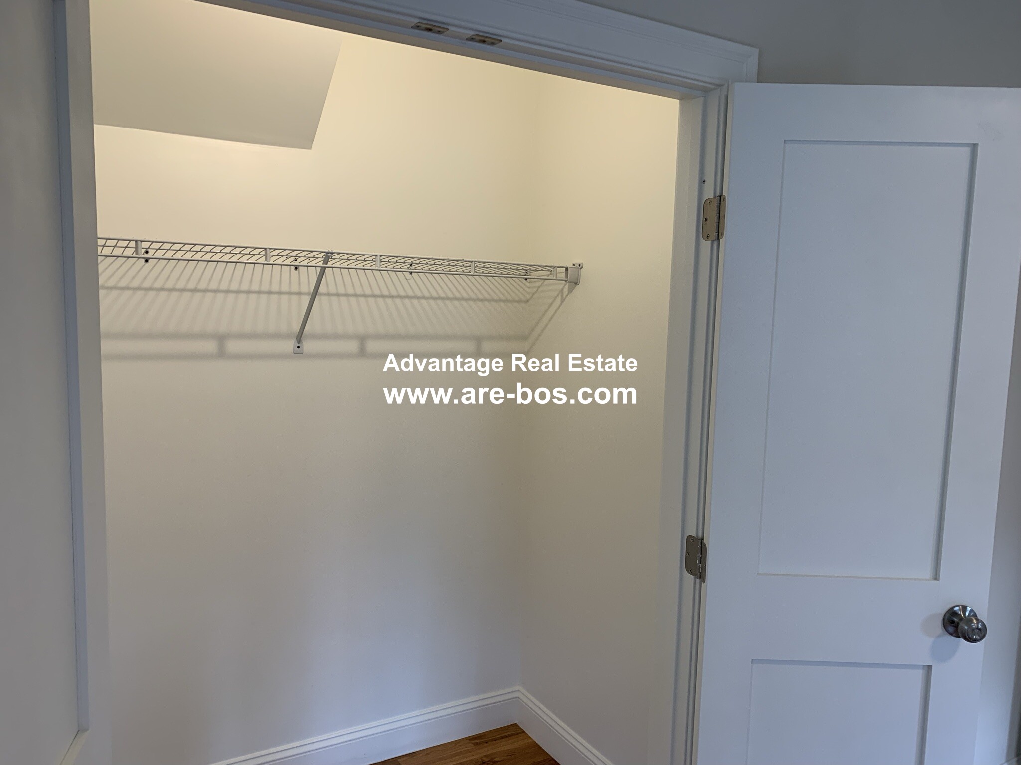 5 bed, 2.5 bath apartment for rent at 217 Fulton St Unit 2, Medford — photo 10 of 39