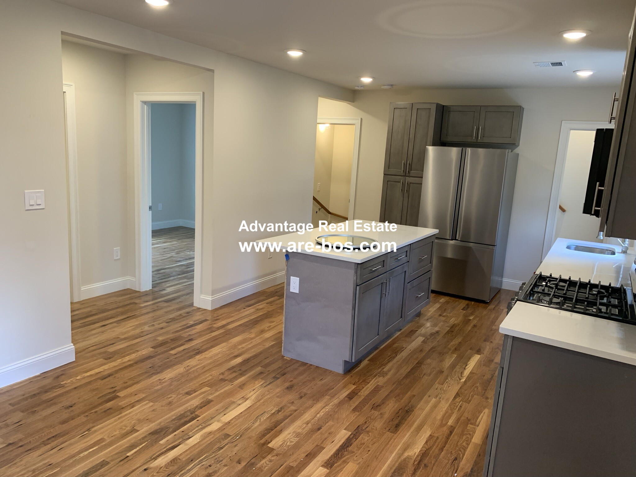 5 bed, 2.5 bath apartment for rent at 217 Fulton St Unit 2, Medford — photo 14 of 39