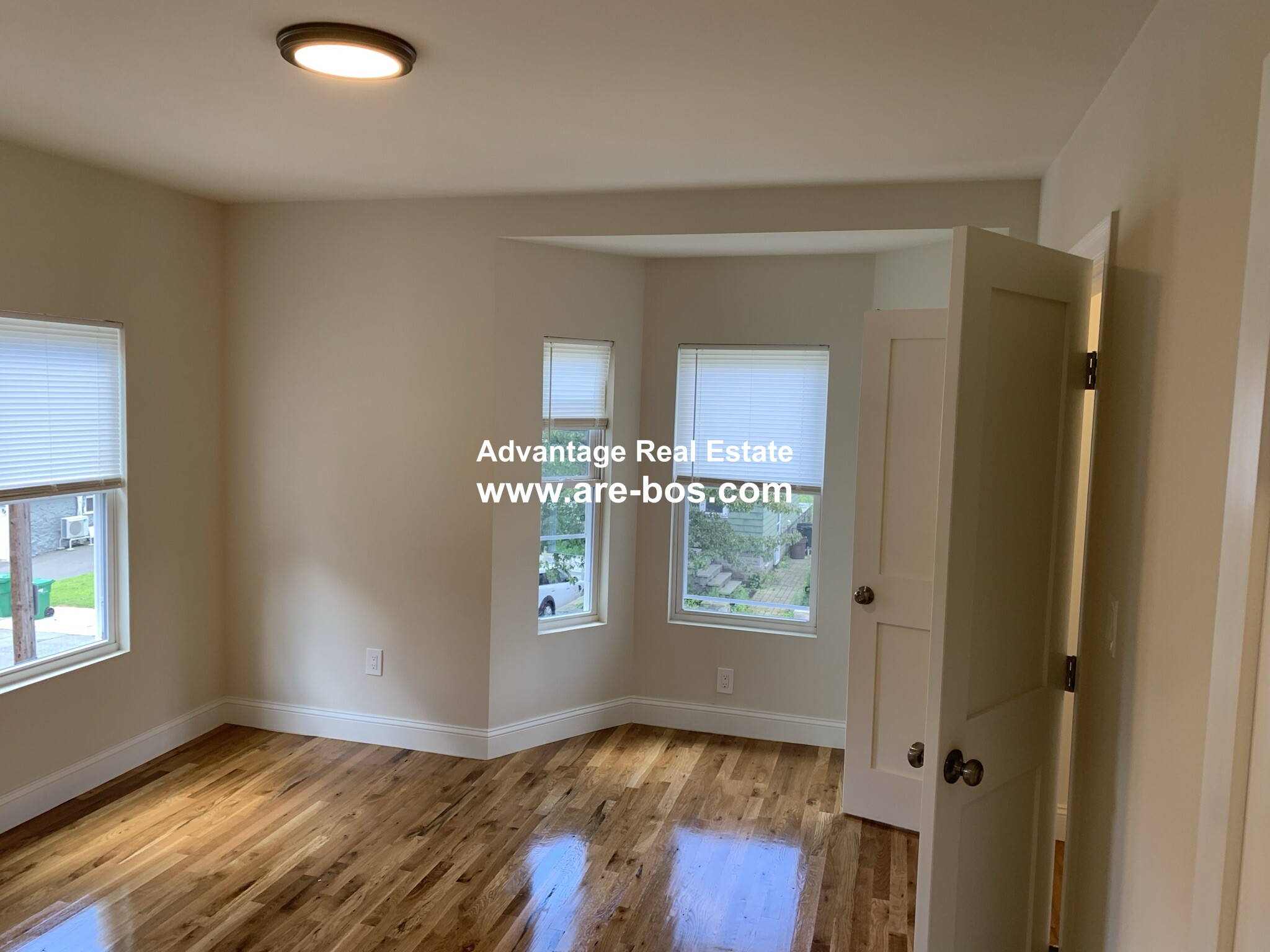 5 bed, 2.5 bath apartment for rent at 217 Fulton St Unit 2, Medford — photo 7 of 39