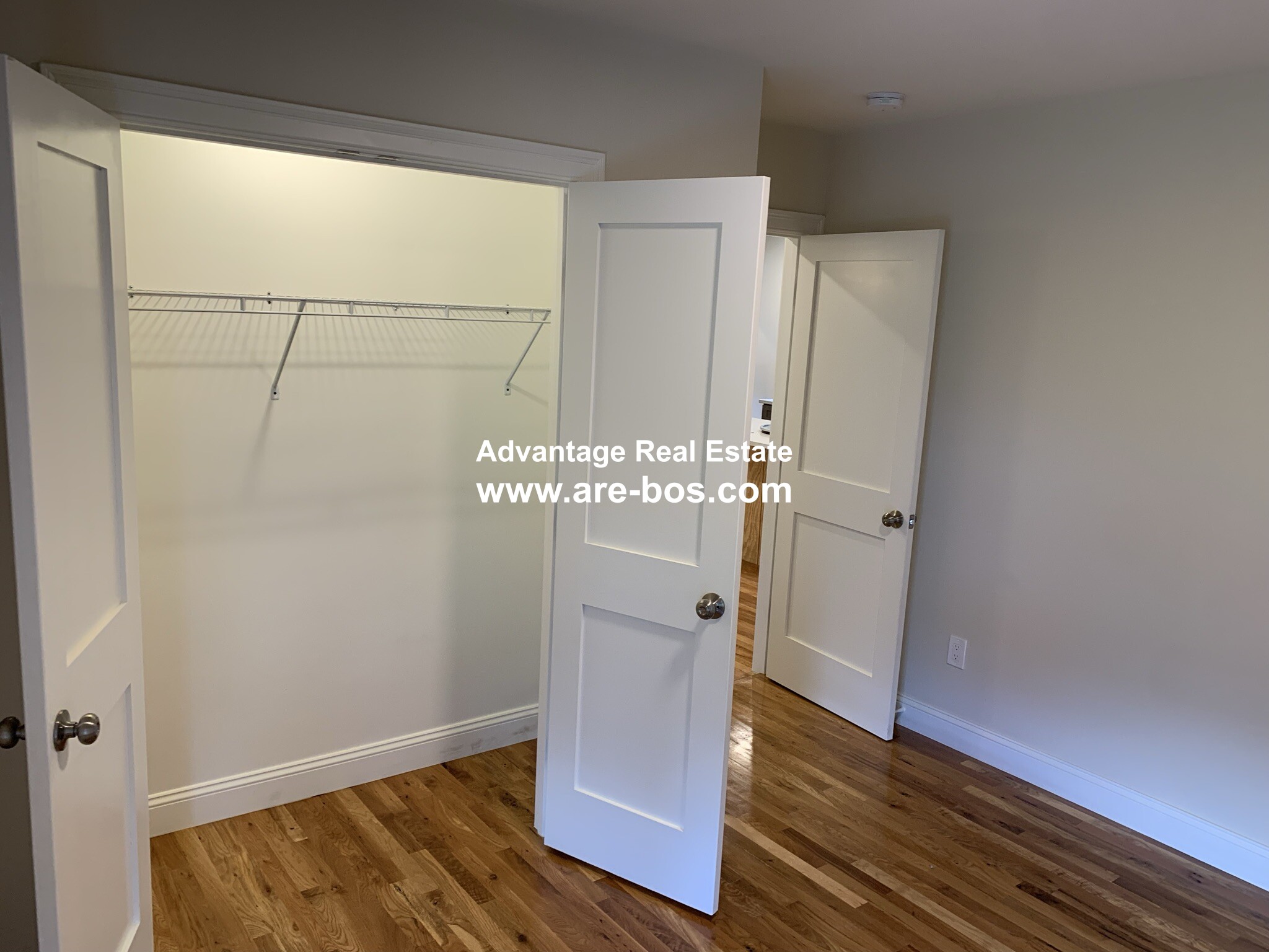 5 bed, 2.5 bath apartment for rent at 217 Fulton St Unit 2, Medford — photo 17 of 39