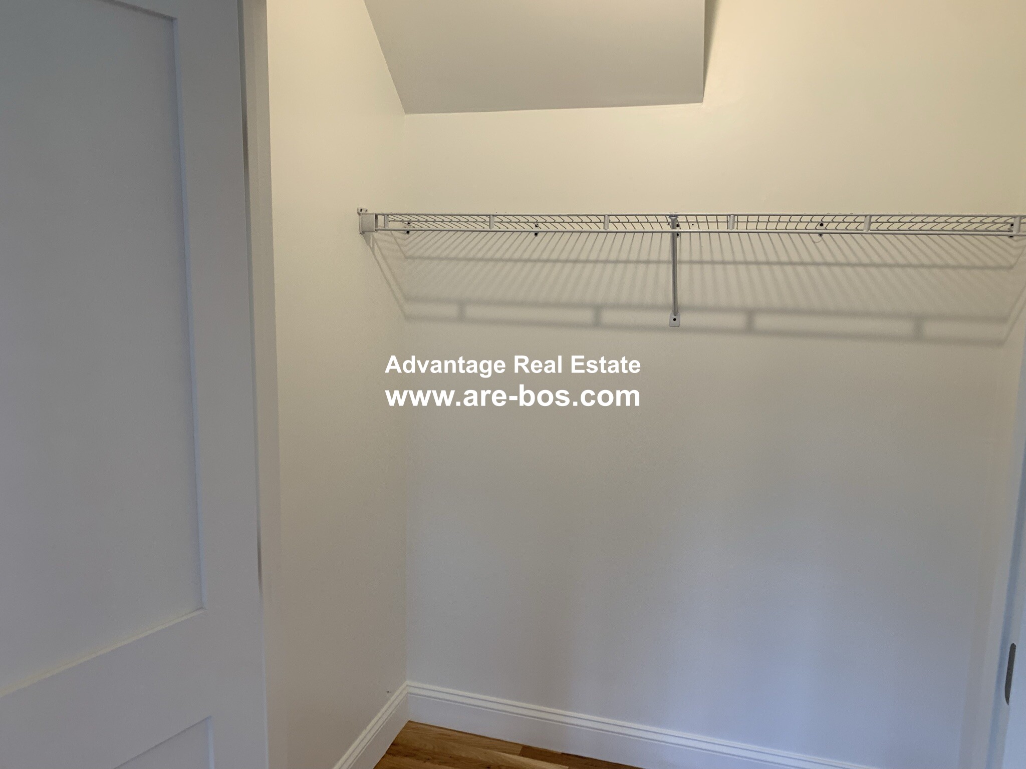 5 bed, 2.5 bath apartment for rent at 217 Fulton St Unit 2, Medford — photo 9 of 39