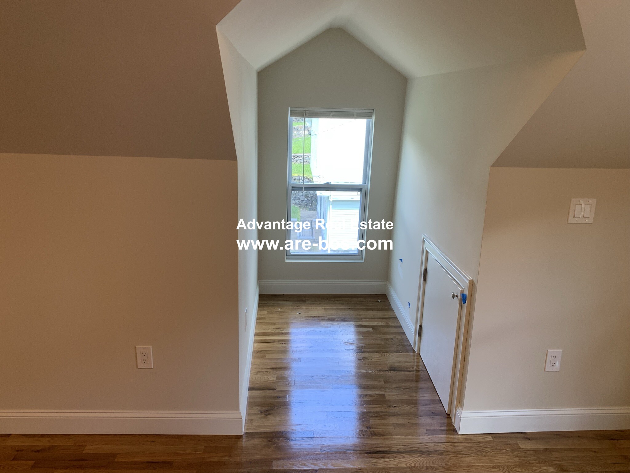 5 bed, 2.5 bath apartment for rent at 217 Fulton St Unit 2, Medford — photo 28 of 39
