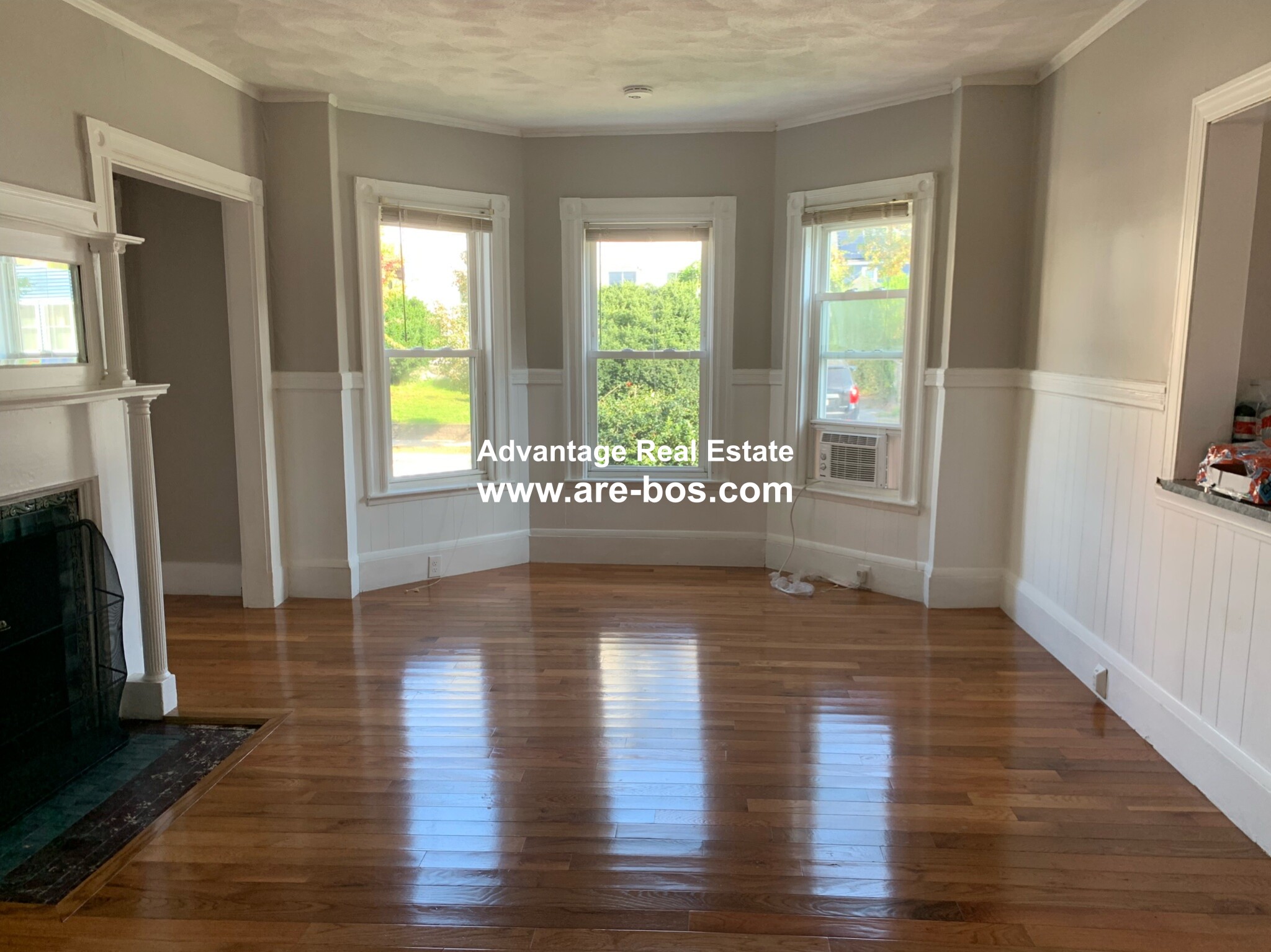 3 bed, 1 bath apartment for rent at 3 Fifield, Watertown — photo 3 of 39