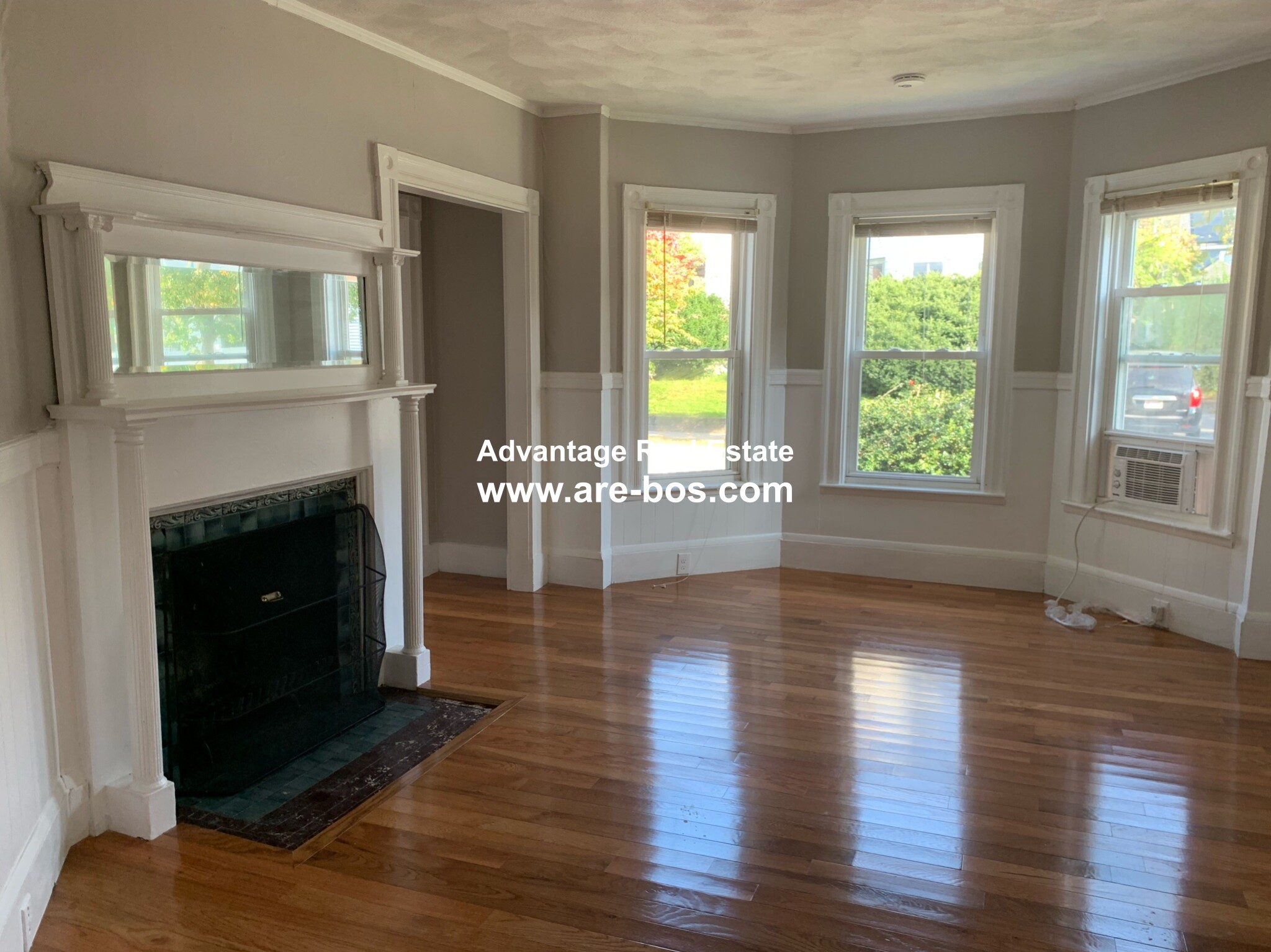 3 bed, 1 bath apartment for rent at 3 Fifield, Watertown — photo 2 of 39