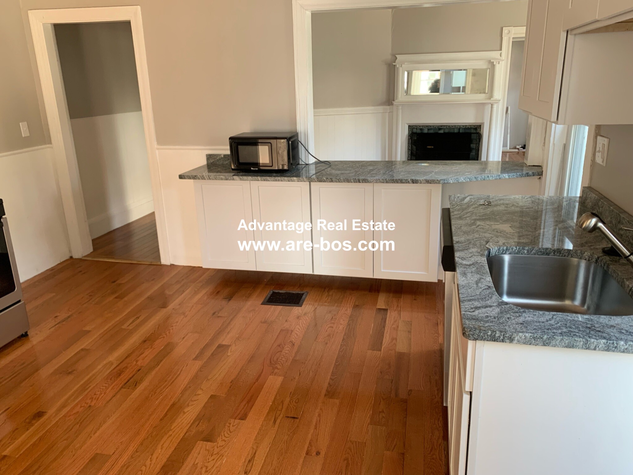 3 bed, 1 bath apartment for rent at 3 Fifield, Watertown — photo 13 of 39
