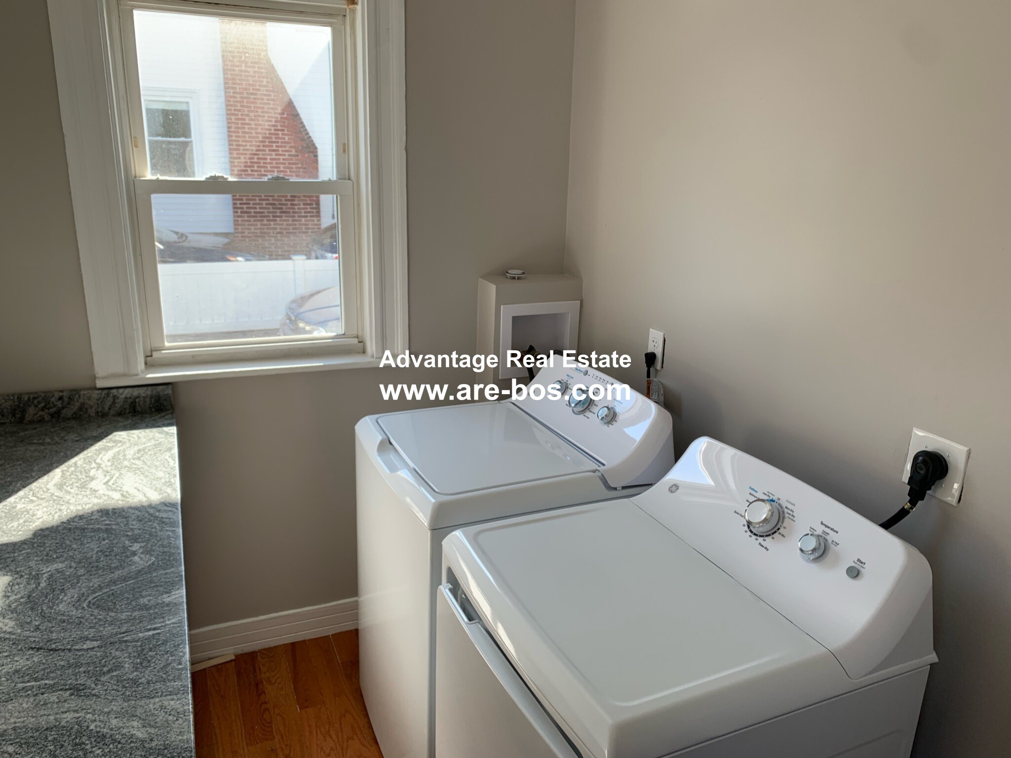 3 bed, 1 bath apartment for rent at 3 Fifield, Watertown — photo 5 of 39