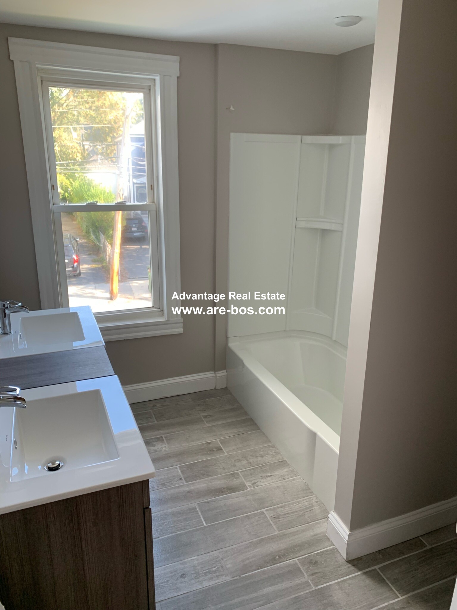 3 bed, 1 bath apartment for rent at 3 Fifield, Watertown — photo 30 of 39