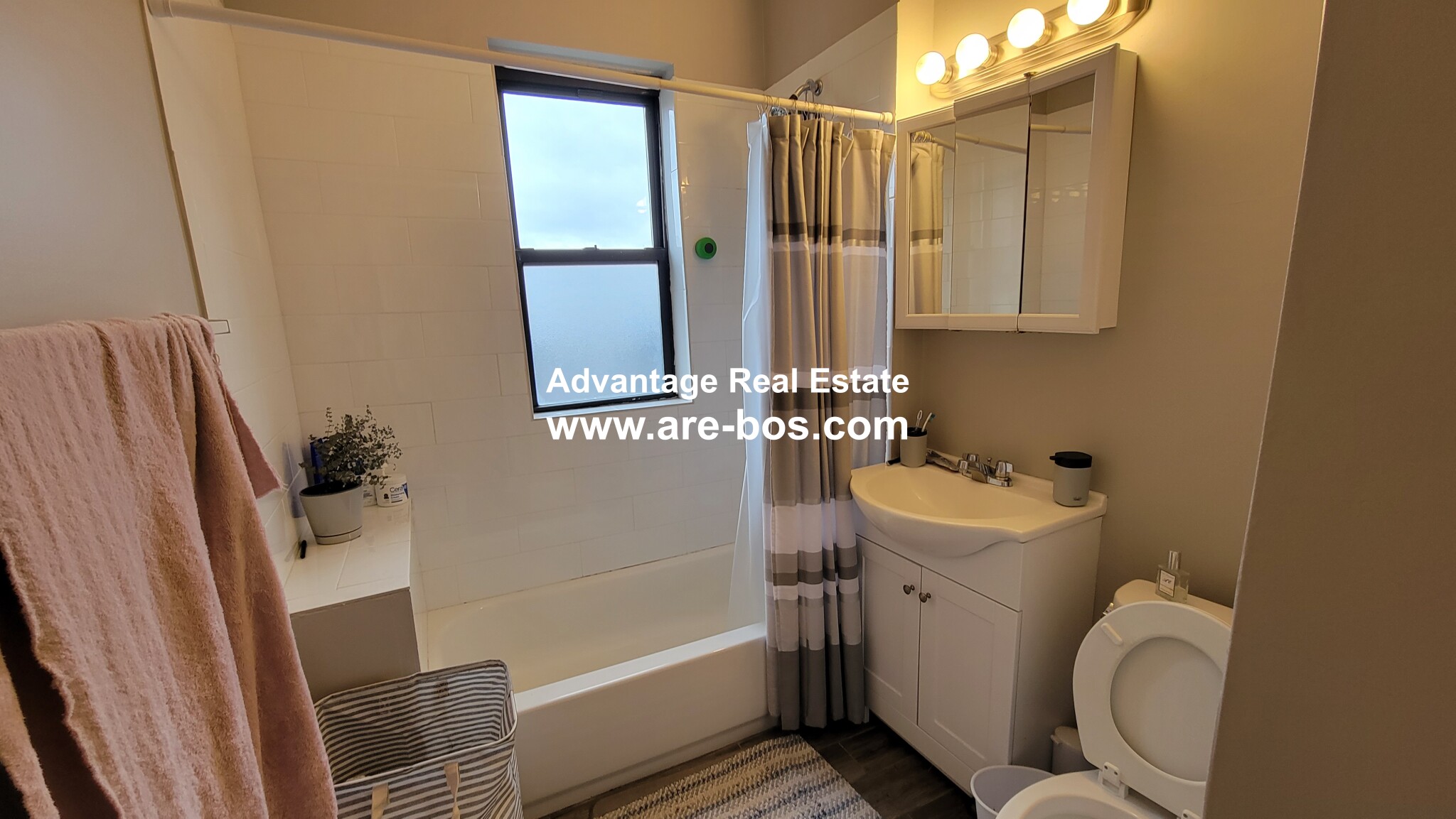 2 bed, 1 bath apartment for rent at 1056 Commonwealth Ave Unit 63, Allston — photo 8 of 27