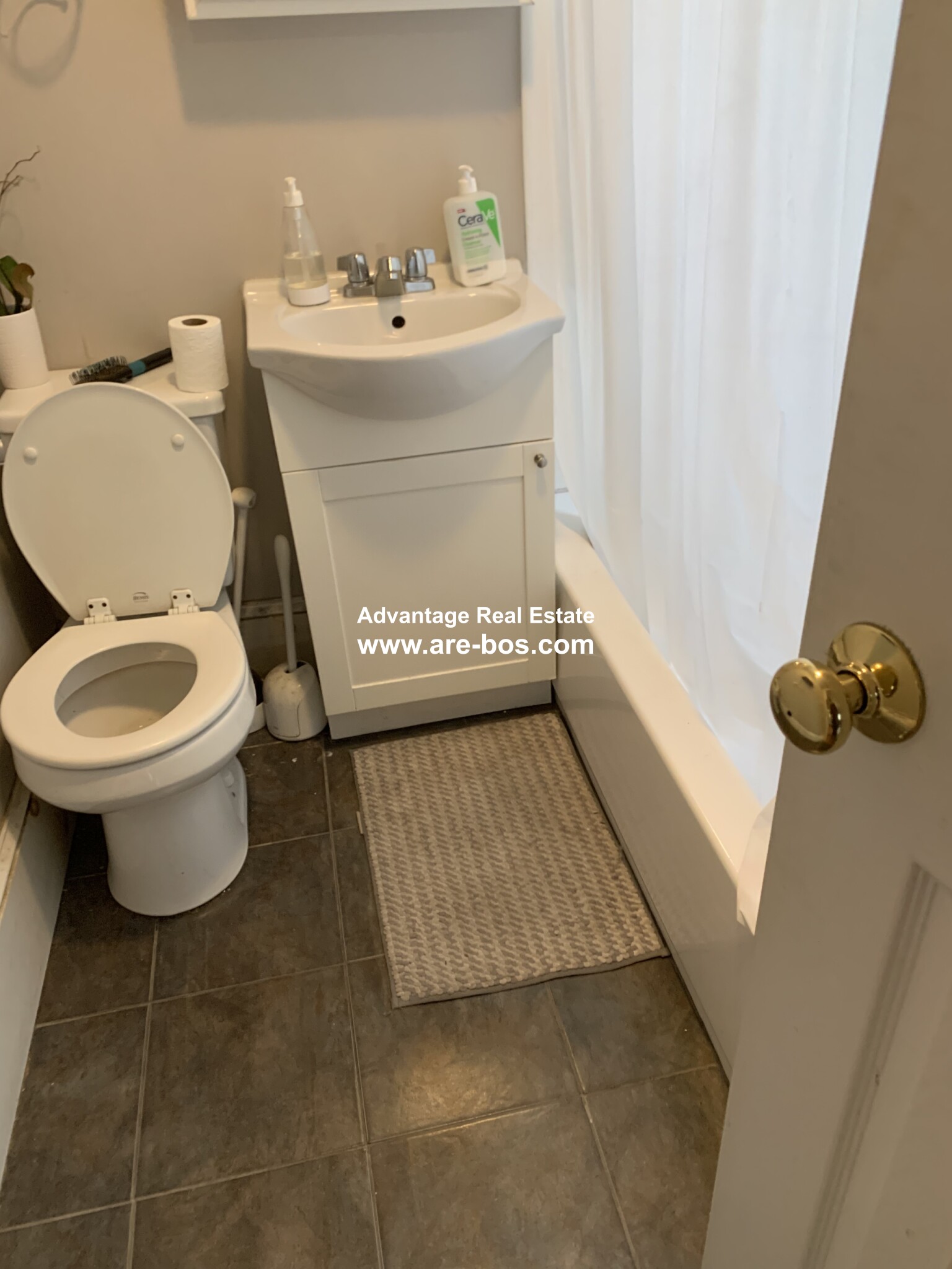 1066 Commonwealth Ave, Allston