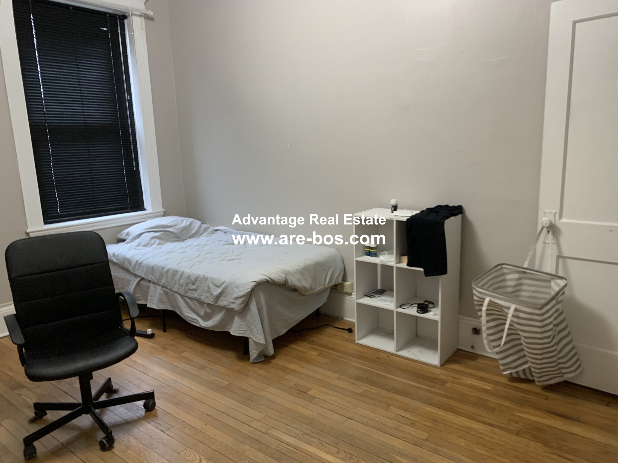 2 bed, 1 bath apartment for rent at 1066 Commonwealth Ave Unit 33, Allston — photo 5 of 36