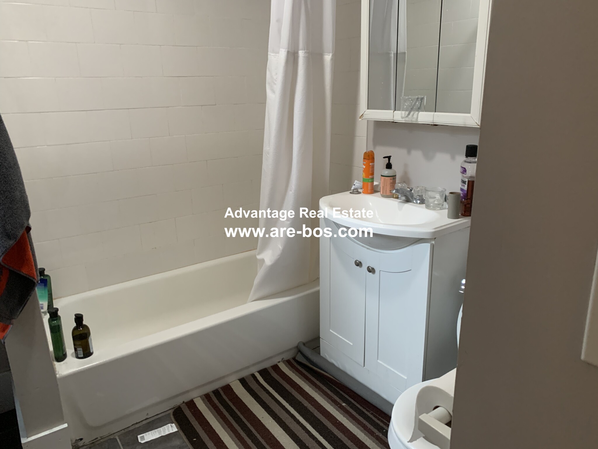2 bed, 1 bath apartment for rent at 1066 Commonwealth Ave Unit 43, Allston — photo 10 of 32