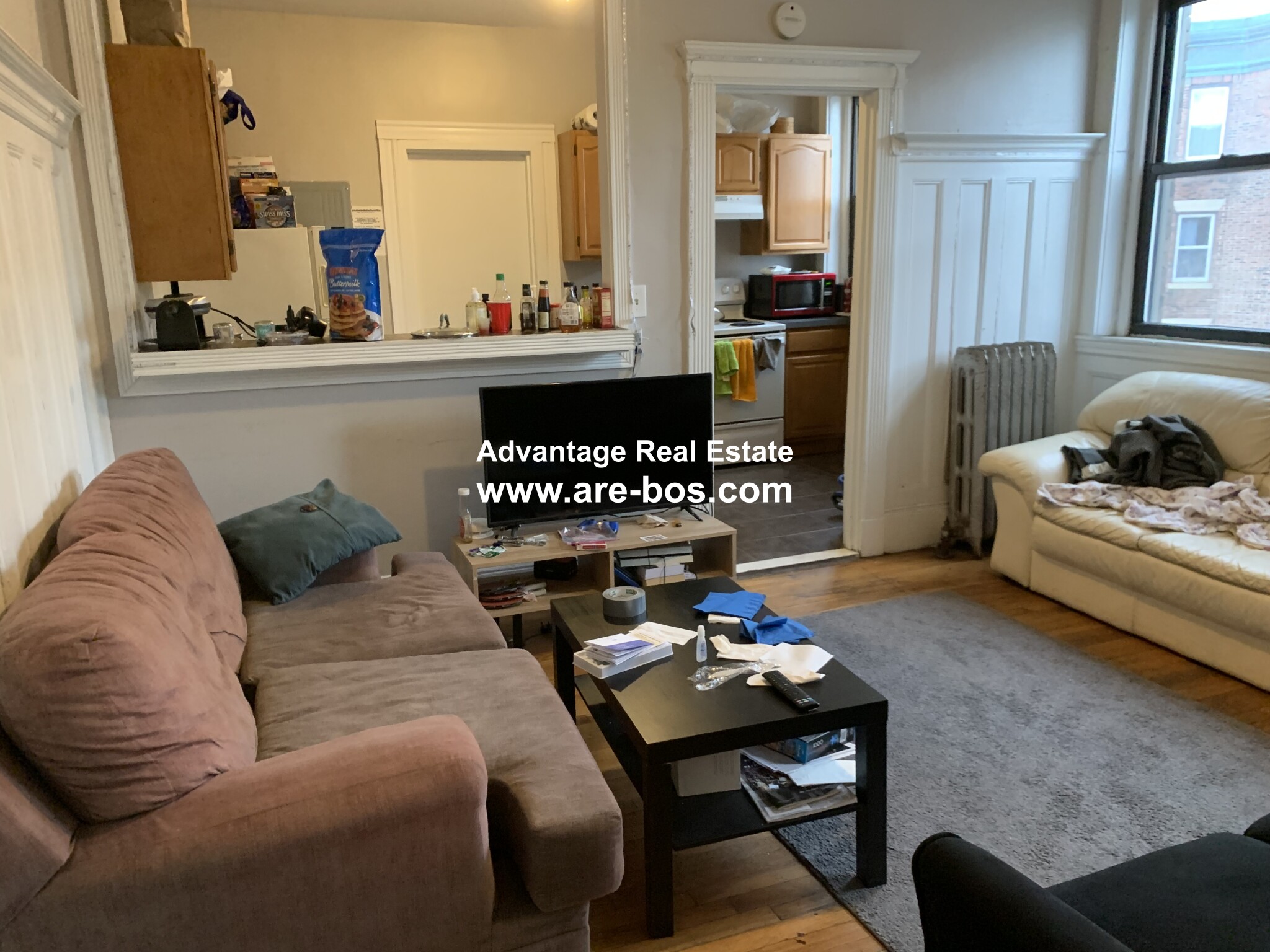 3 bed, 1 bath apartment for rent at 1066 Commonwealth Ave Unit 51, Allston — photo 2 of 28