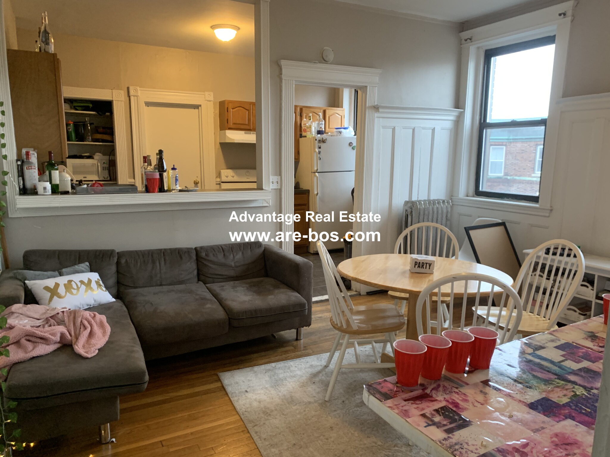 3 bed, 1 bath apartment for rent at 1066 Commonwealth Ave Unit 61, Allston — photo 3 of 27
