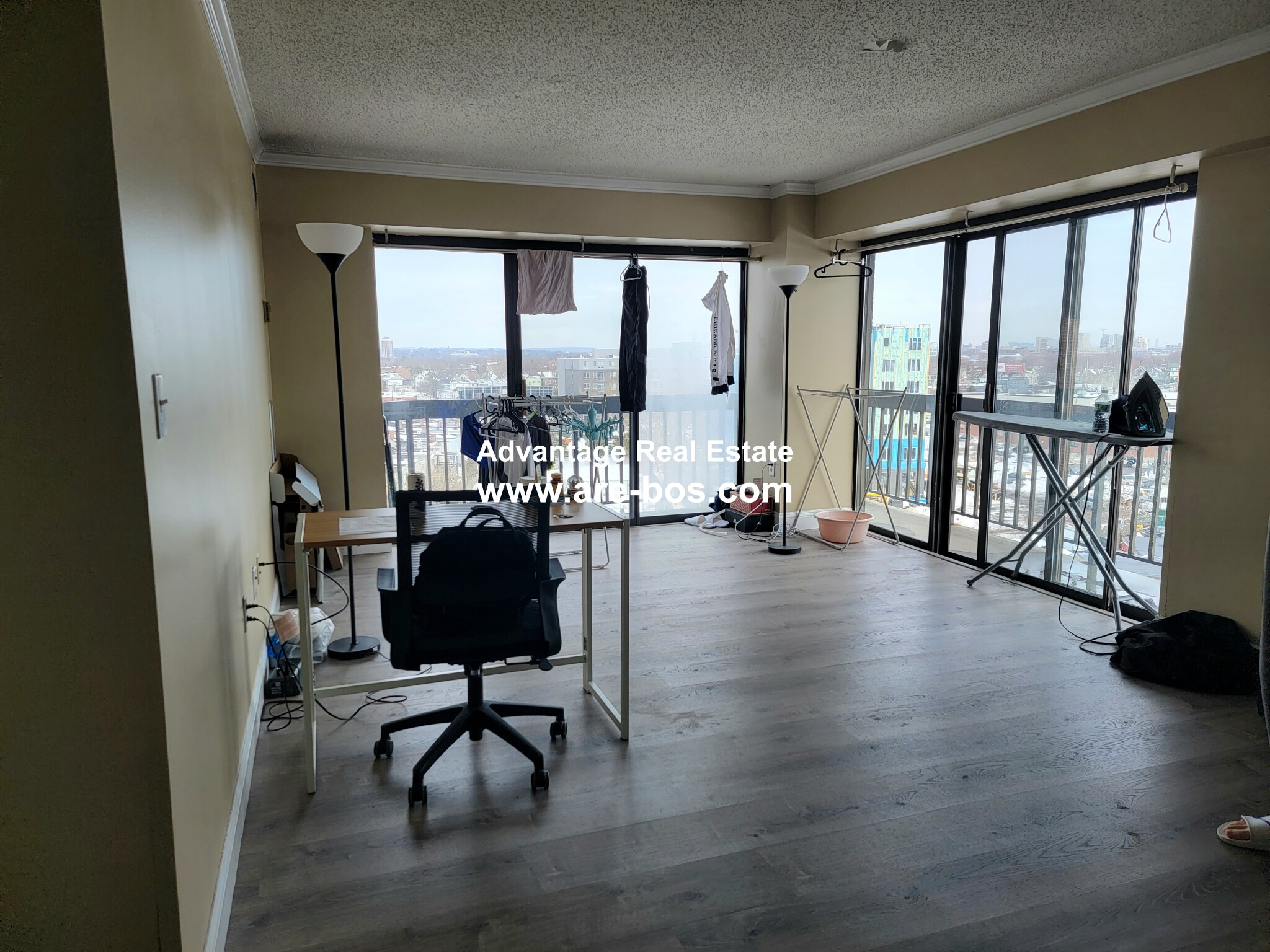 15 North Beacon St, Allston