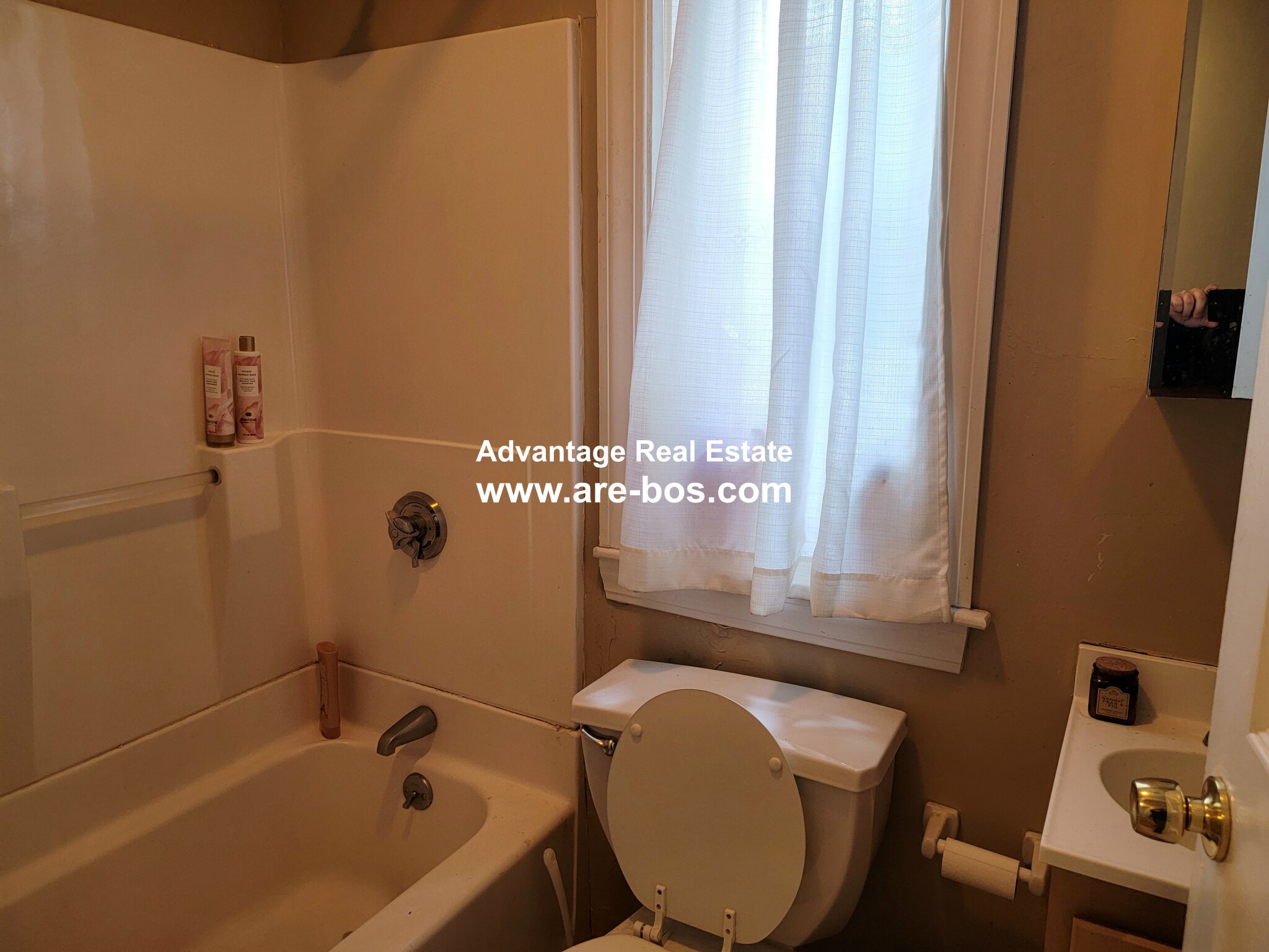 17 Highgate St, Allston