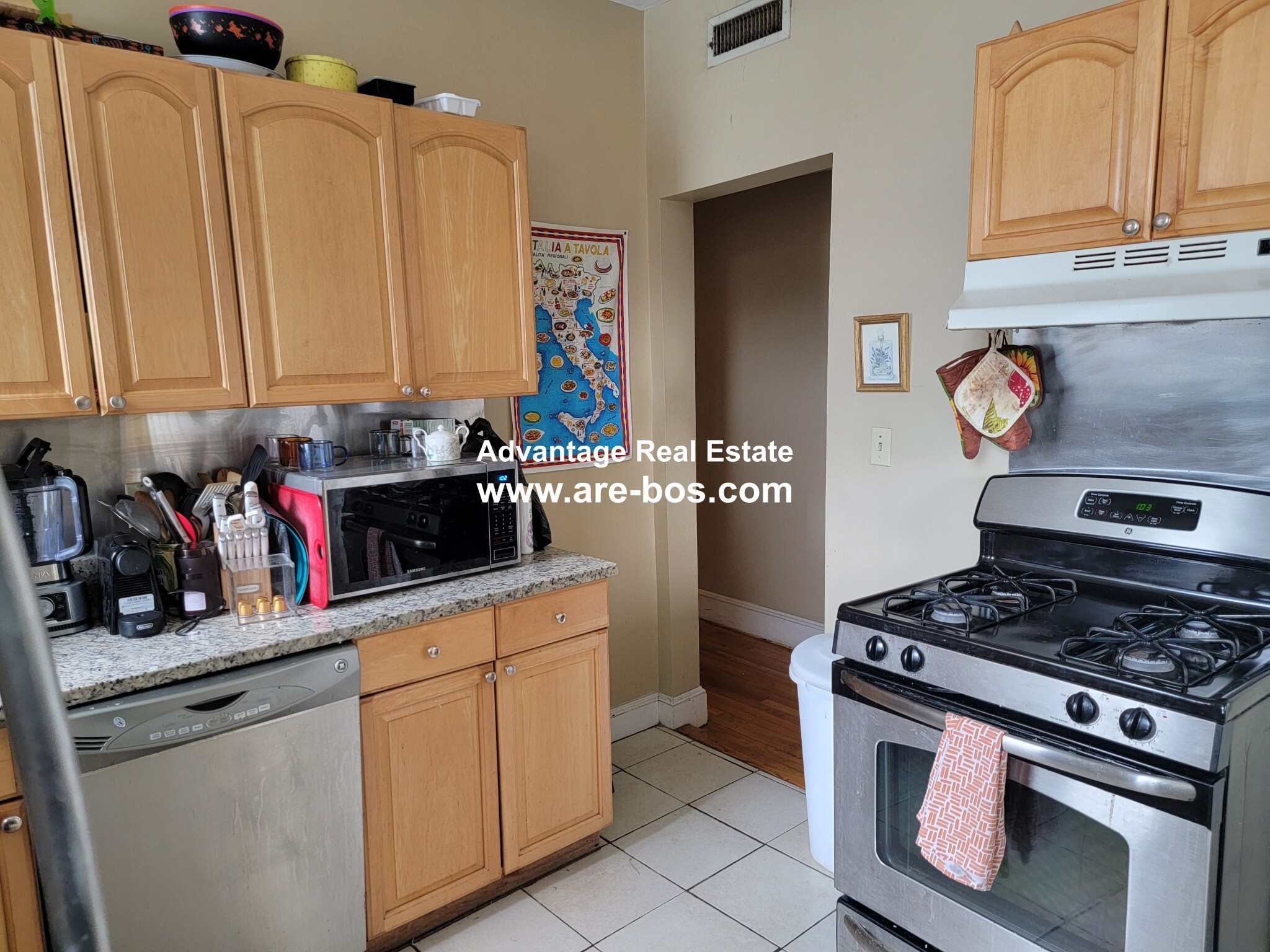 17 Highgate St, Allston