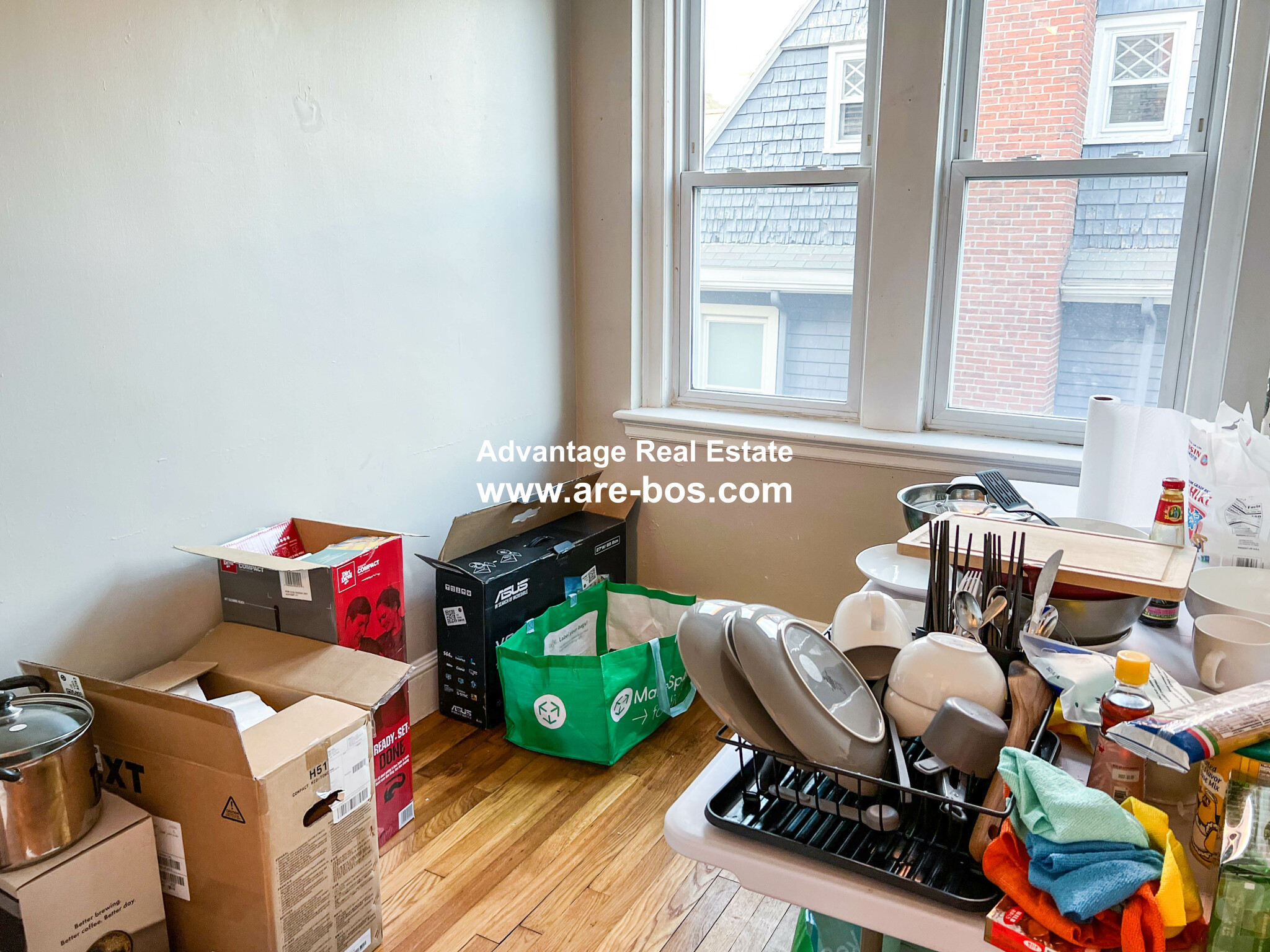 Studio bed, 1 bath apartment for rent at 27 Lanark Rd Unit 11, Brighton