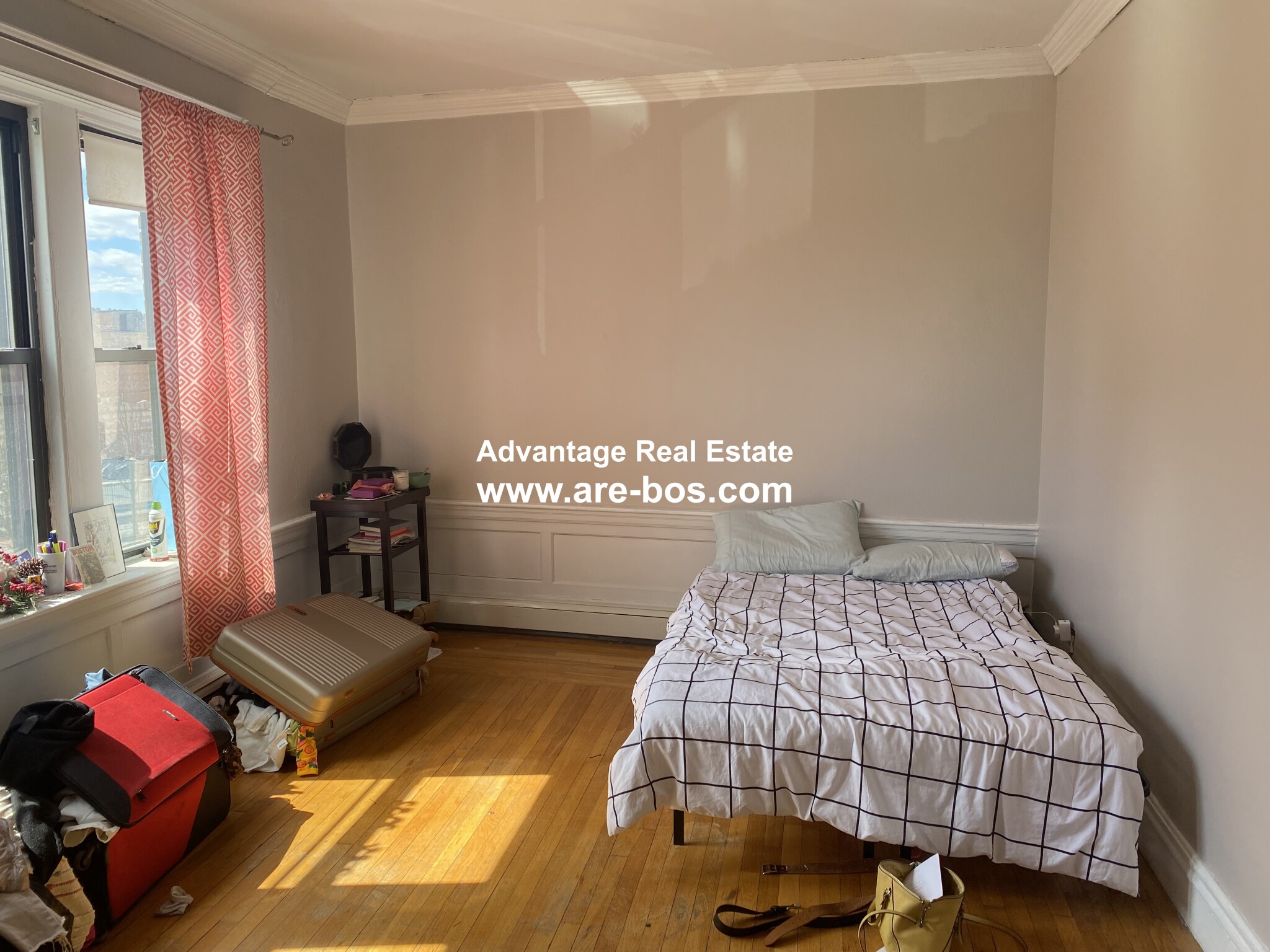 1657 Commonwealth Ave, Brighton