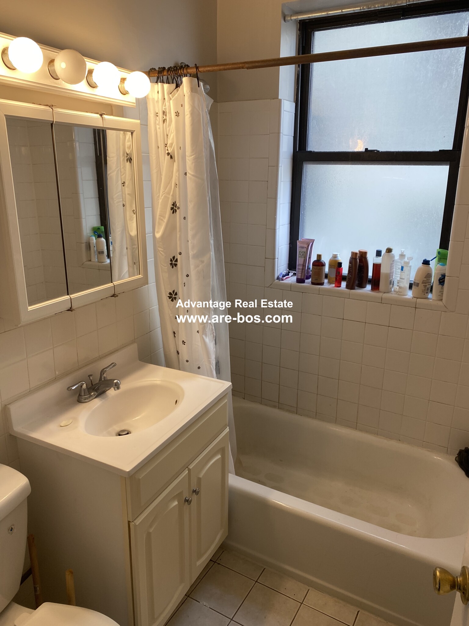 1657 Commonwealth Ave, Brighton