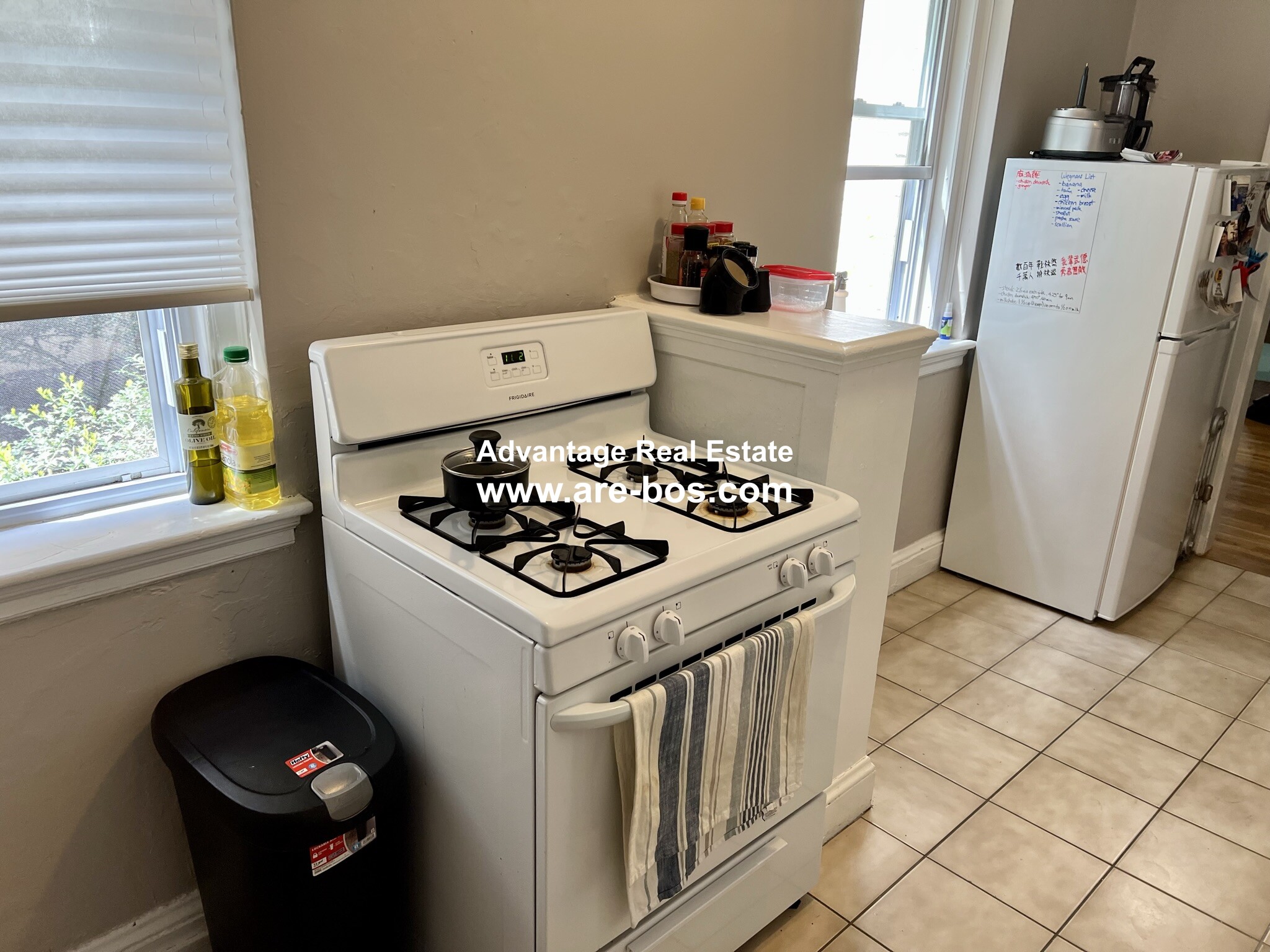 https://ygl-photos.s3.us-west-004.backblazeb2.com/221W627d428bcb486.jpg