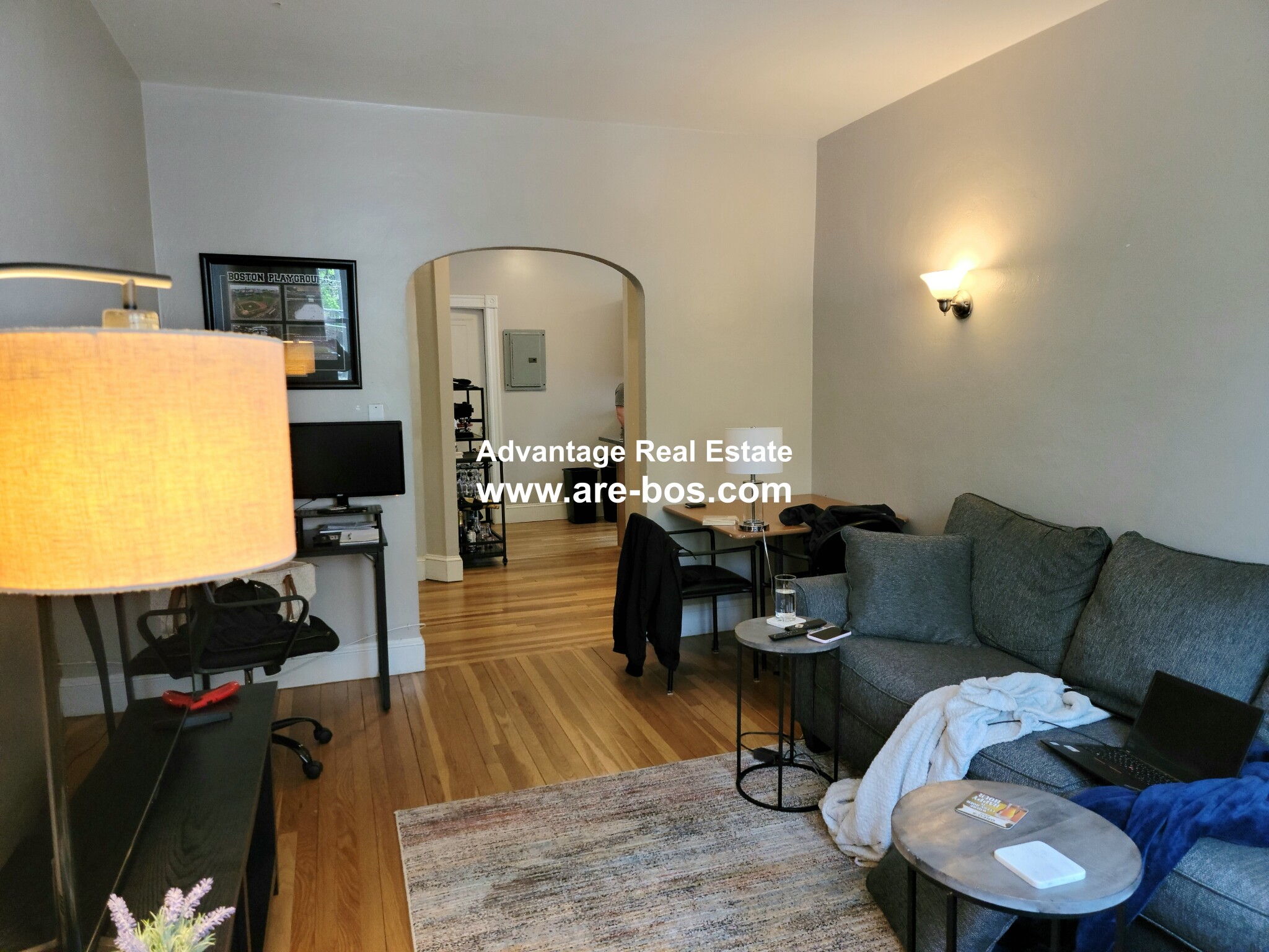 https://ygl-photos.s3.us-west-004.backblazeb2.com/221W628277a013be7.jpg