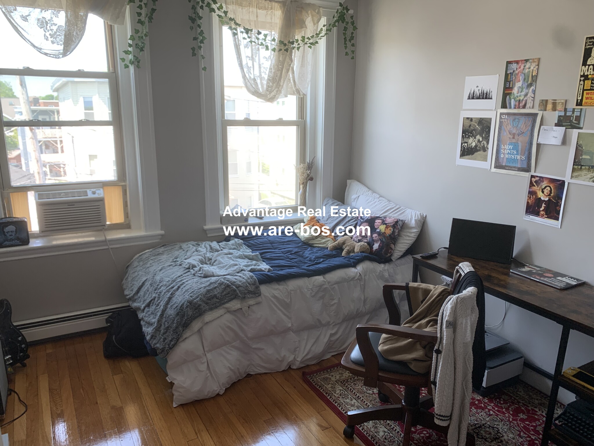 https://ygl-photos.s3.us-west-004.backblazeb2.com/221W628e516a836e4.jpg