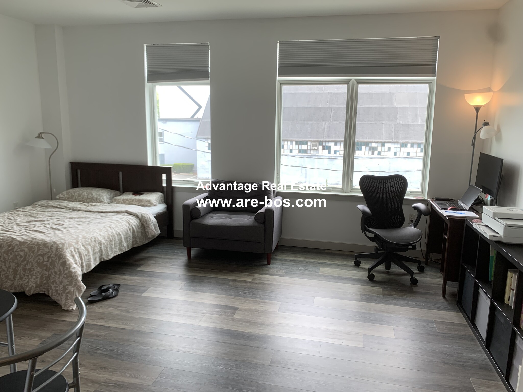 https://ygl-photos.s3.us-west-004.backblazeb2.com/221W628e51f9b152a.jpg