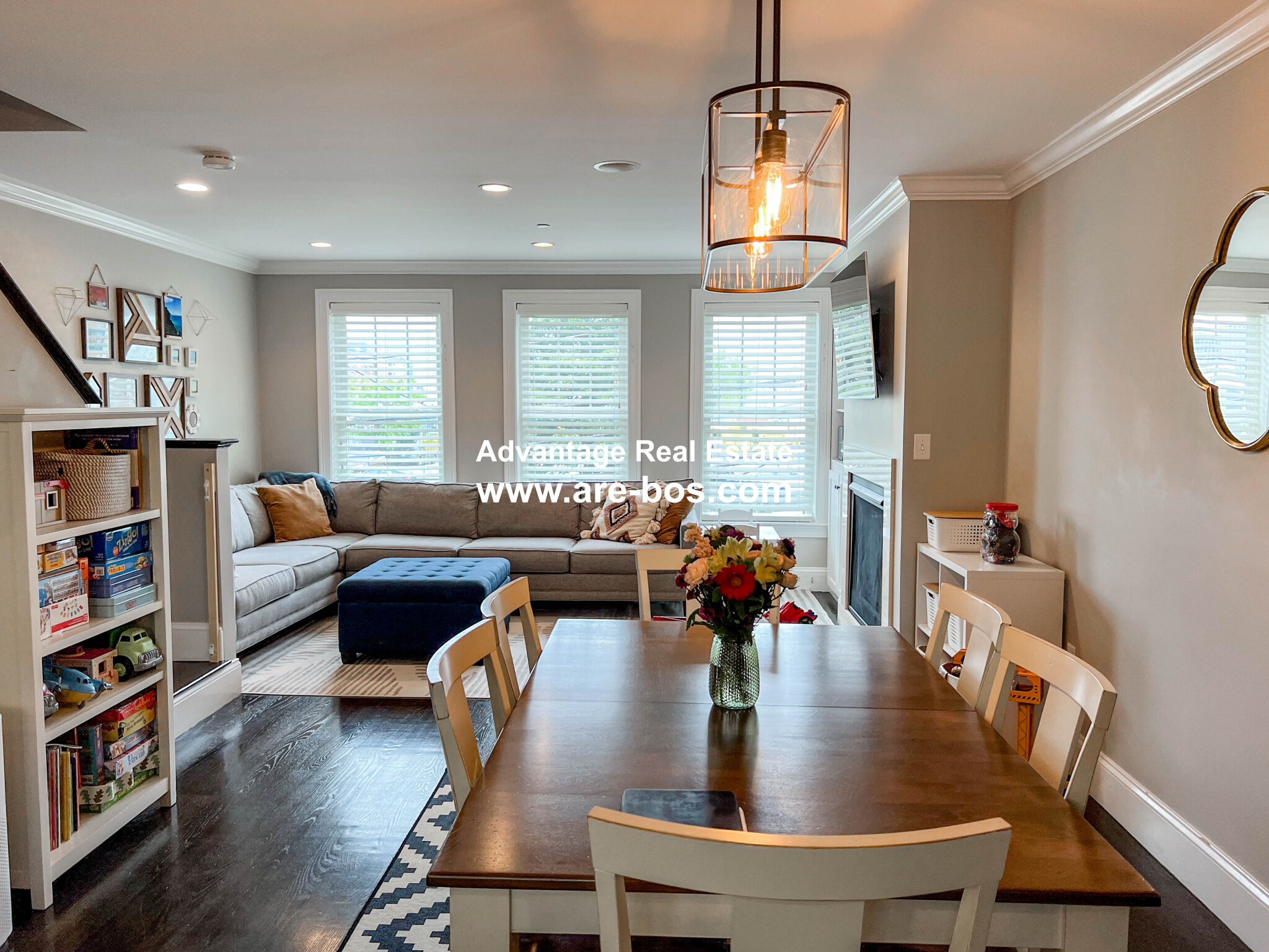 77 Dresser St, South Boston
