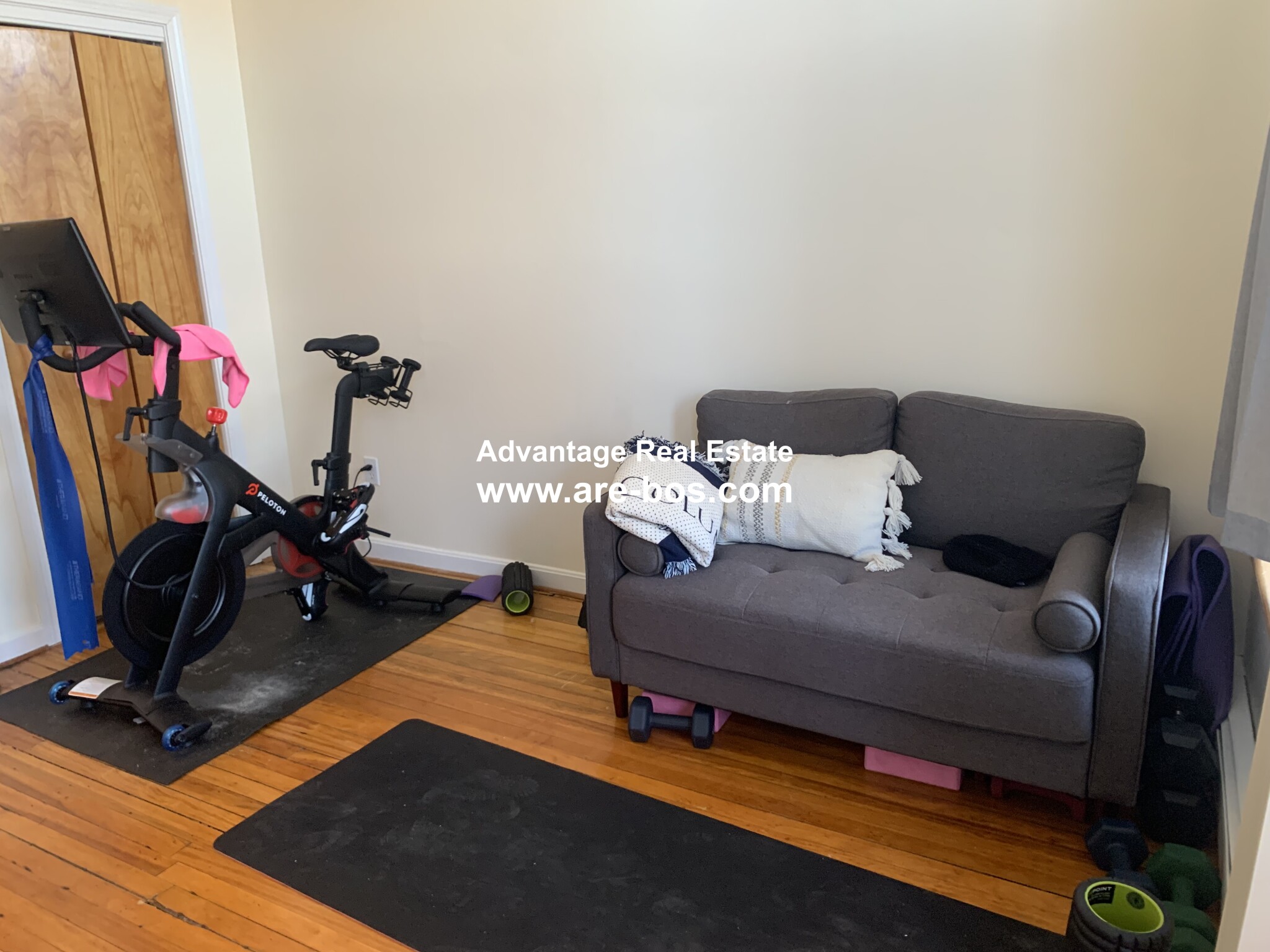 206 Chestnut Hill Ave, Brighton