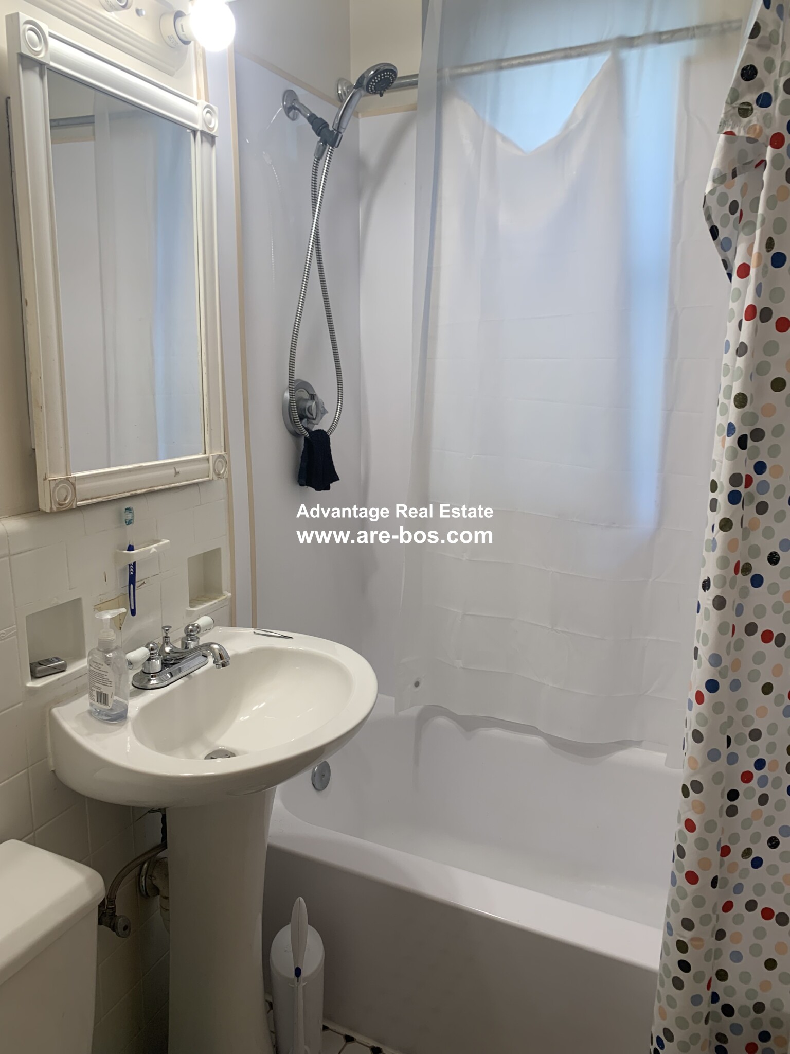 206 Chestnut Hill Ave, Brighton