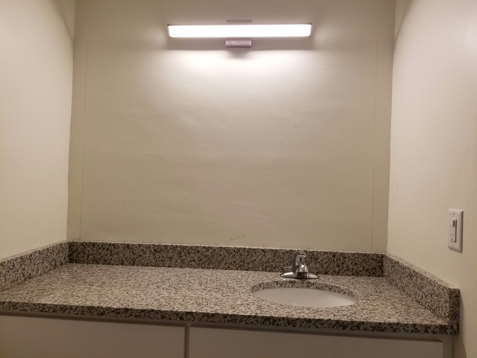 1 bed, 1 bath apartment for rent at 60 Babcock St Unit 014, Coolidge Corner — photo 5 of 8
