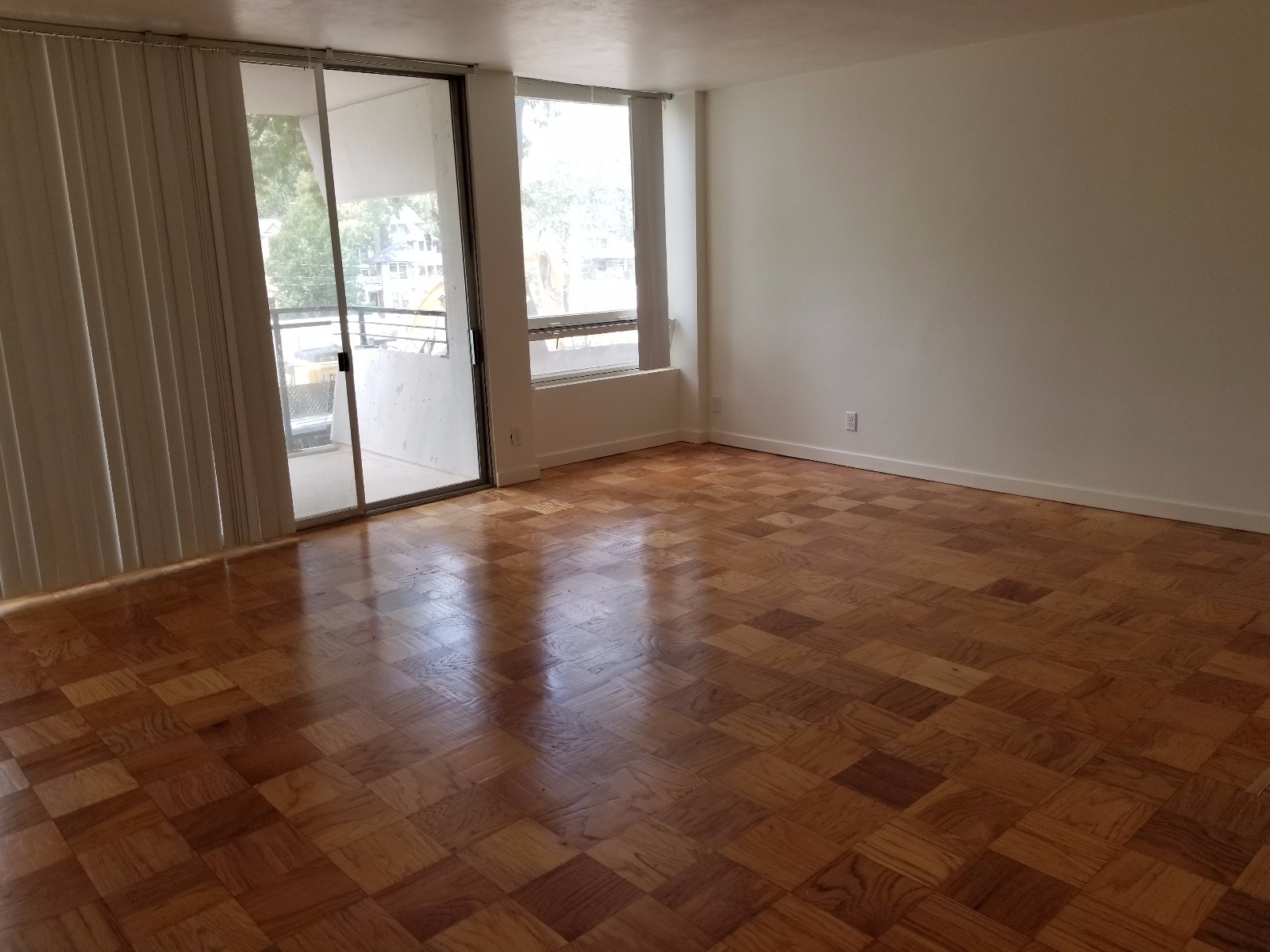 1 bed, 1 bath apartment for rent at 60 Babcock St Unit 014, Coolidge Corner — photo 3 of 8