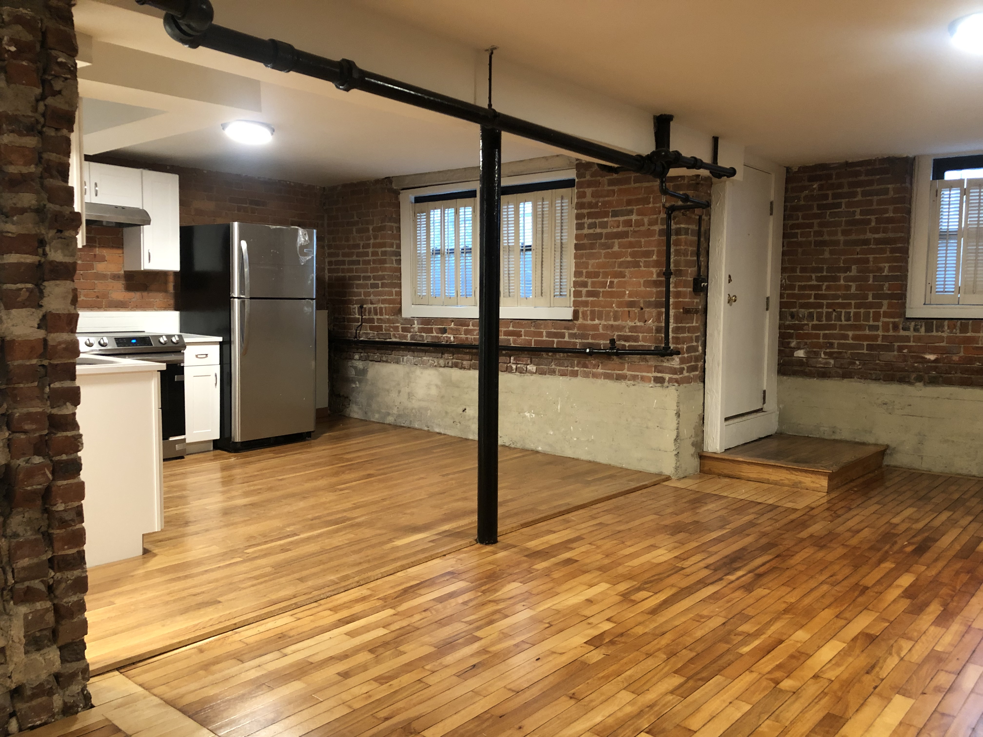 2 bed, 1 bath apartment for rent at 1400 Commonwealth Ave Unit 1, Allston — photo 9 of 21