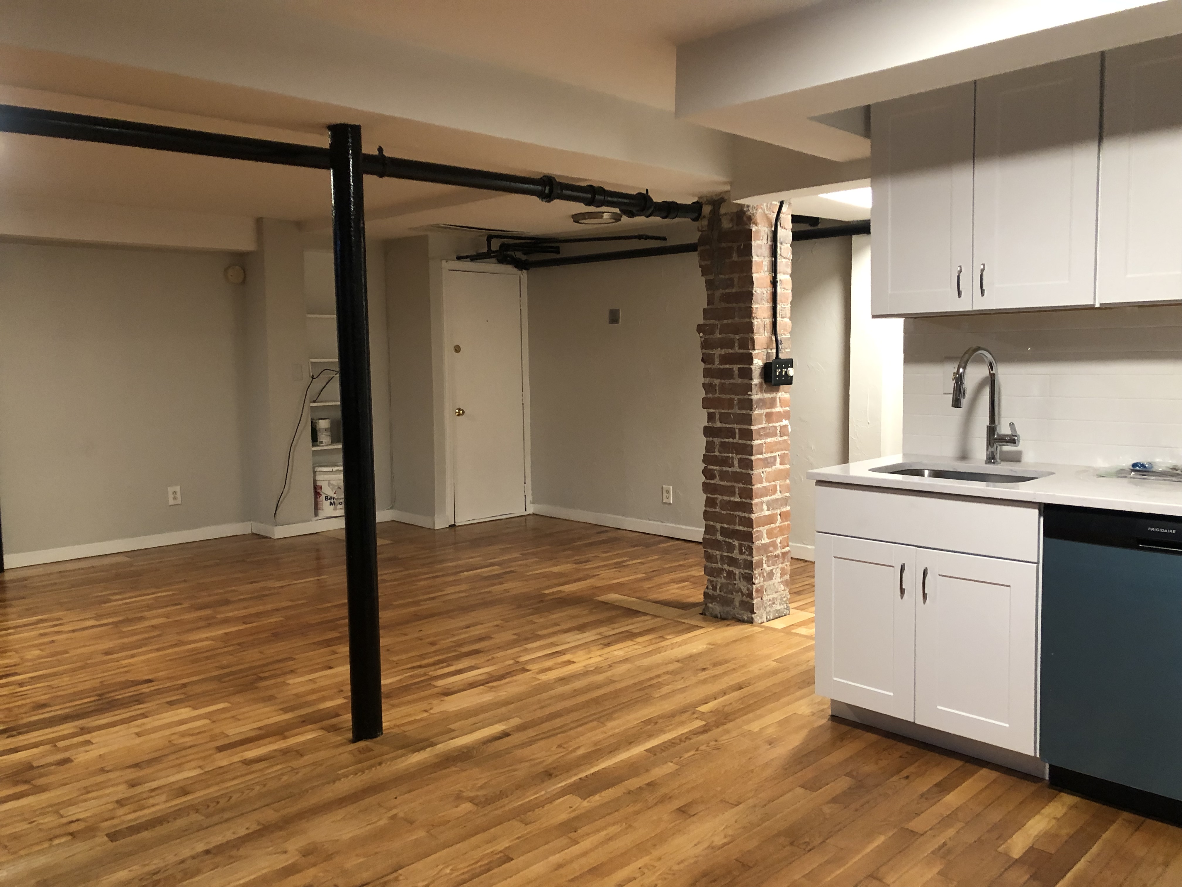 2 bed, 1 bath apartment for rent at 1400 Commonwealth Ave Unit 1, Allston — photo 15 of 21