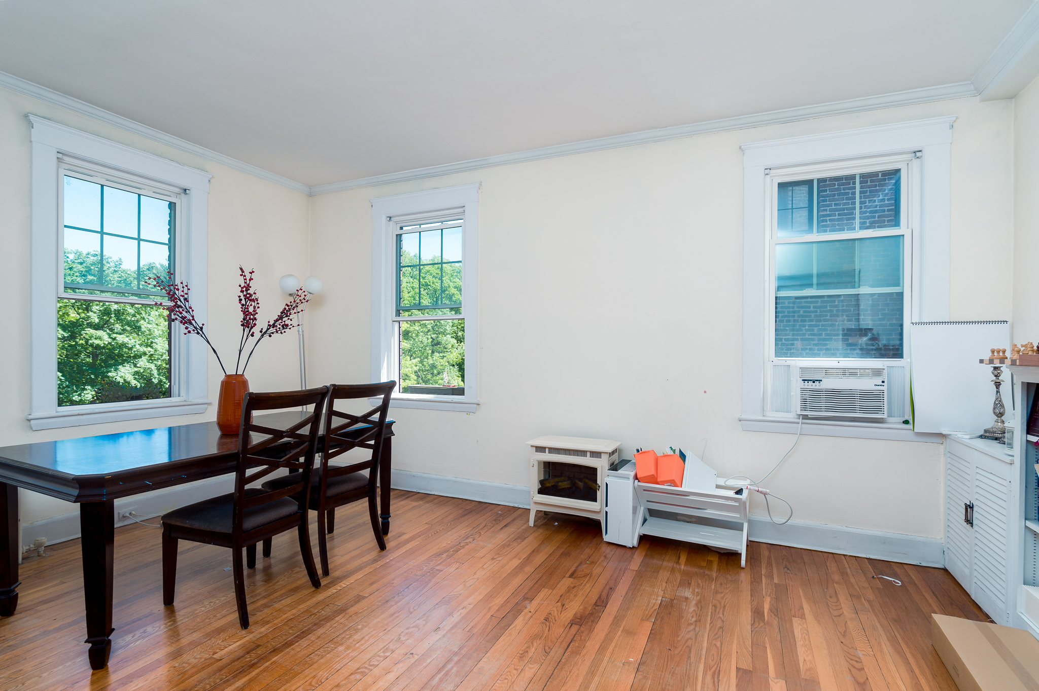 127 Freeman St, Coolidge Corner