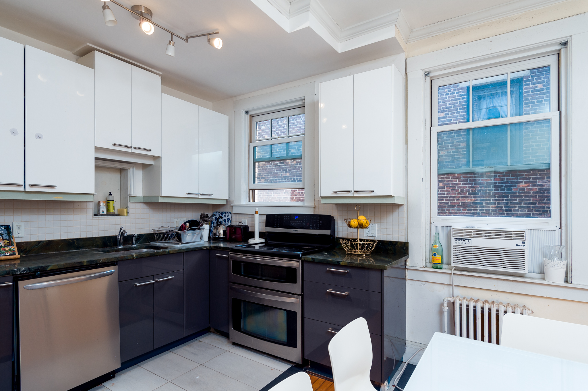 127 Freeman St, Coolidge Corner