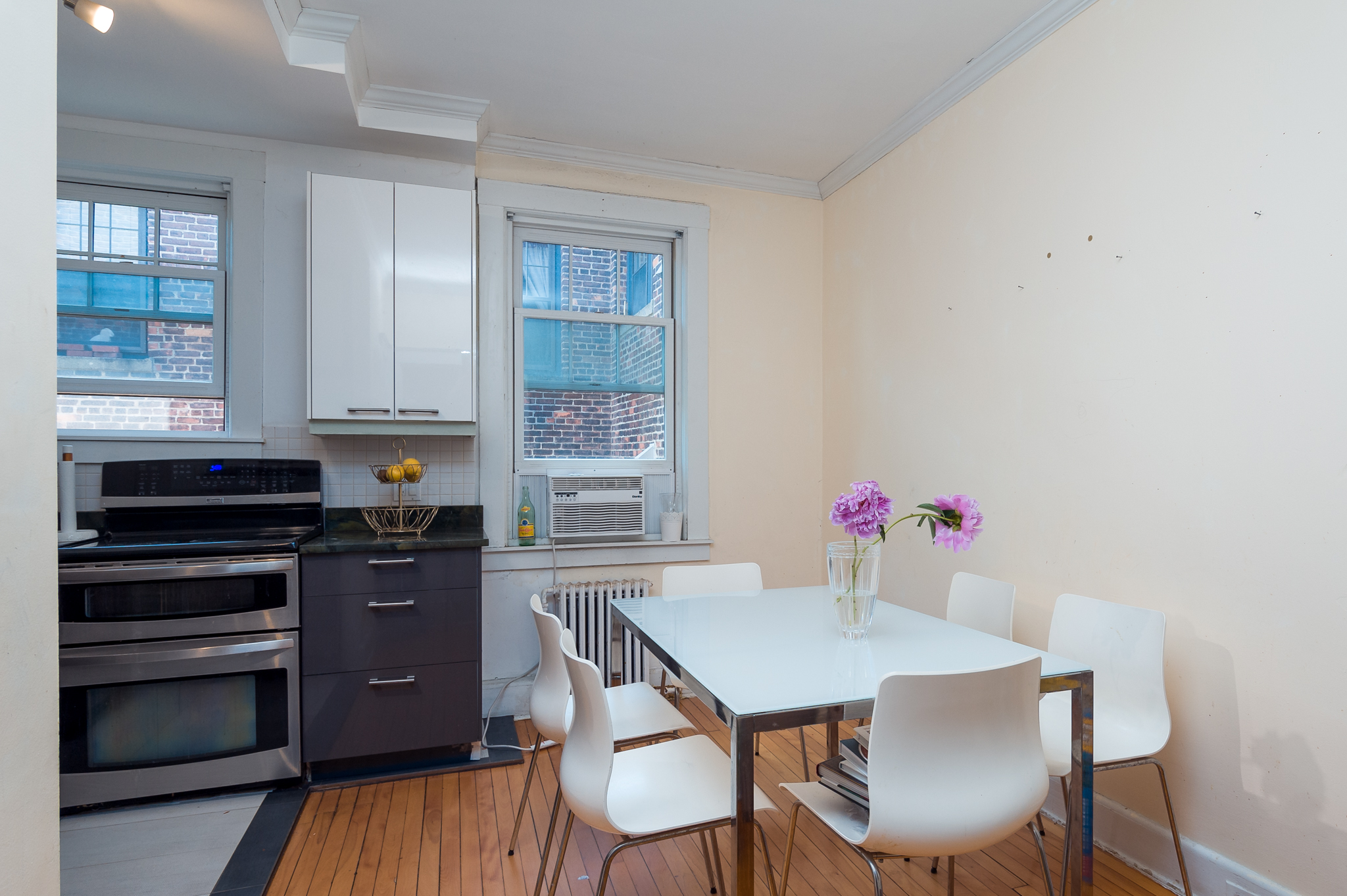 127 Freeman St, Coolidge Corner